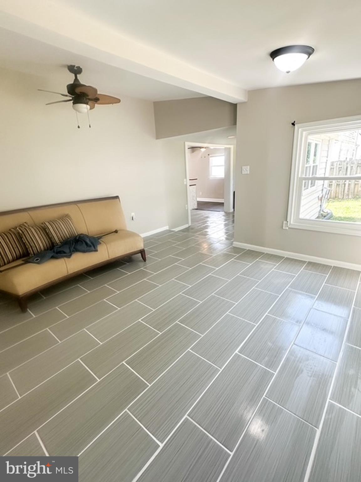 SUMMIT CREEK - Residential