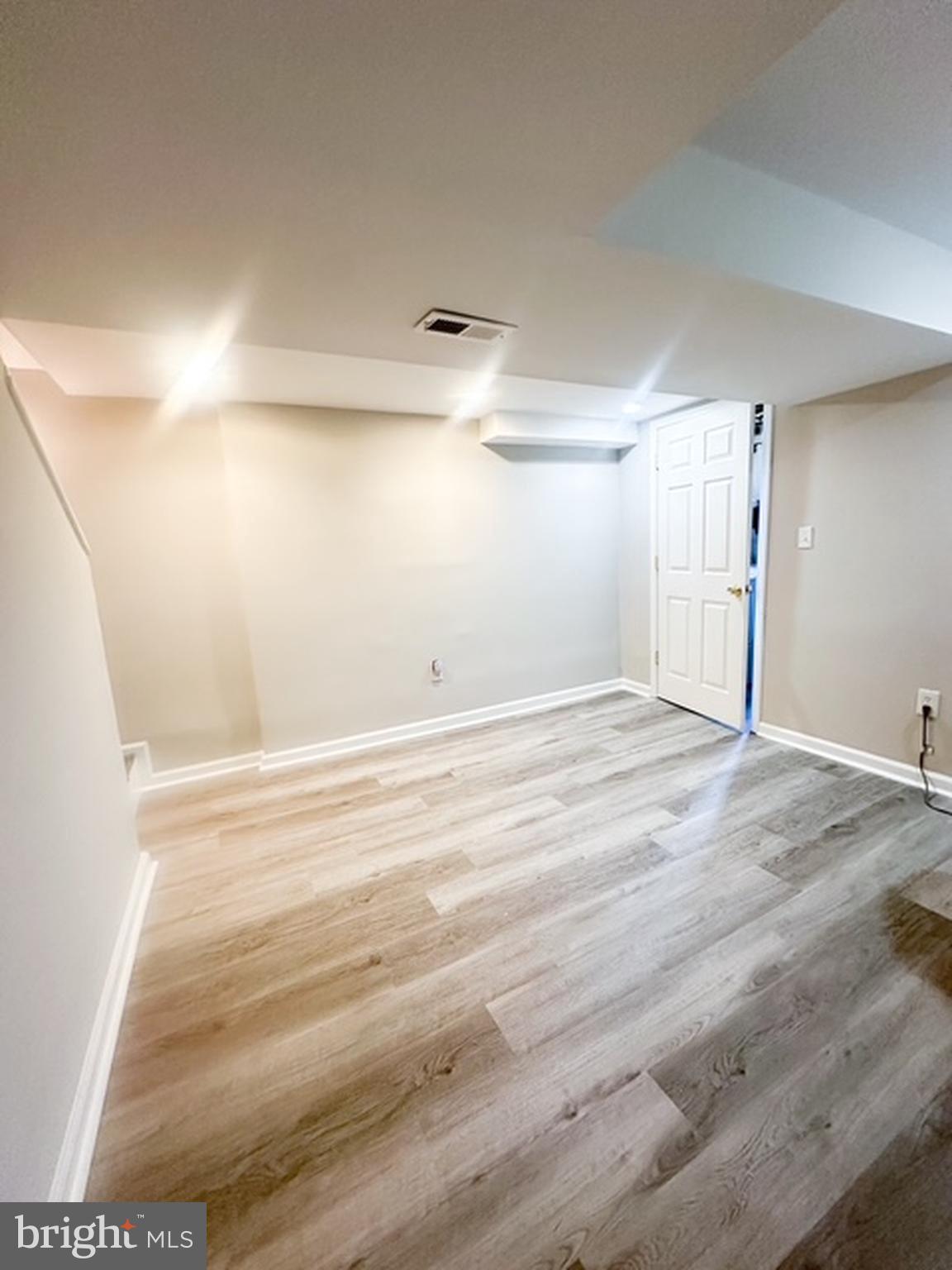 SUMMIT CREEK - Residential