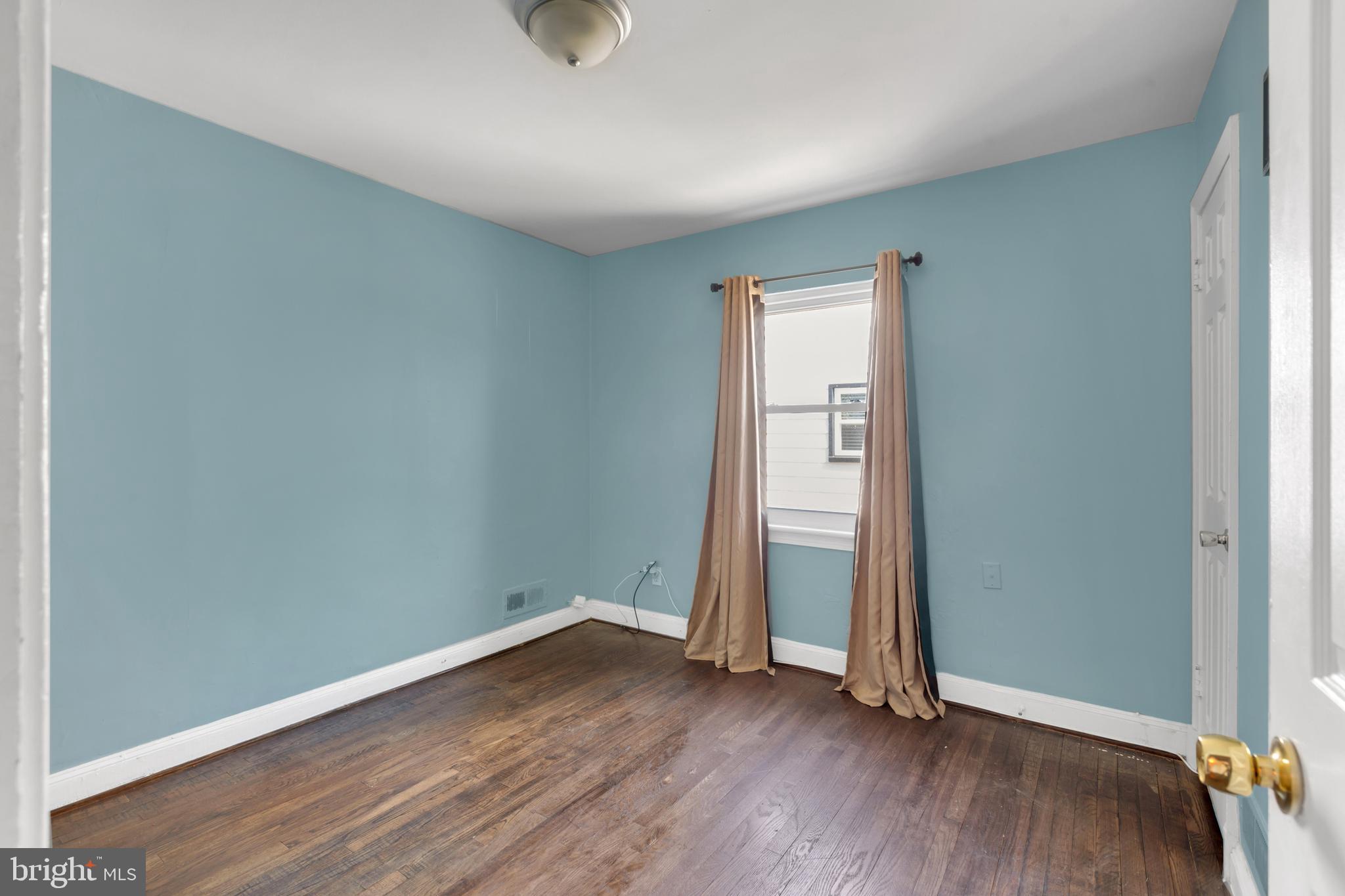 SUMMIT CREEK - Residential