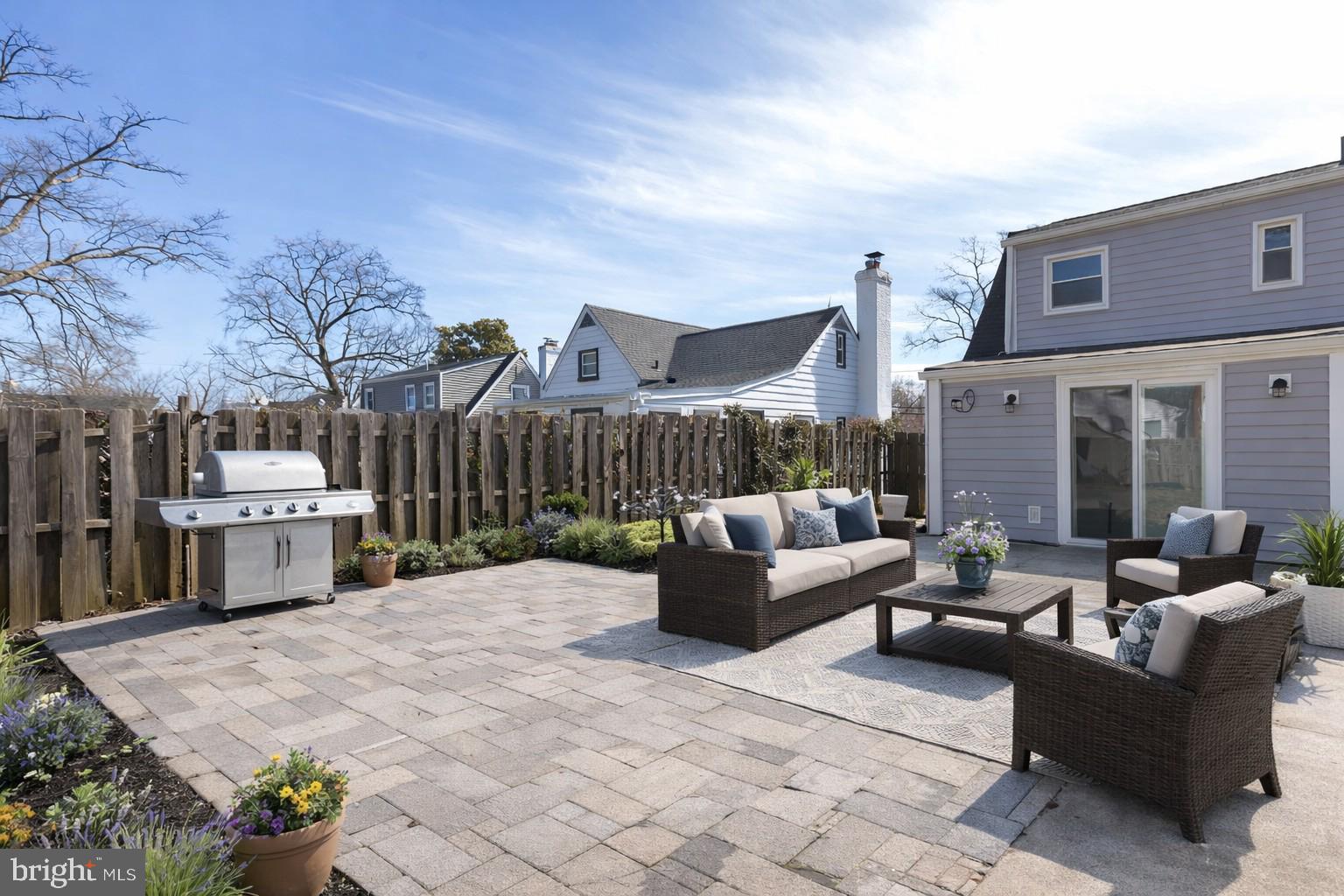 SUMMIT CREEK - Residential