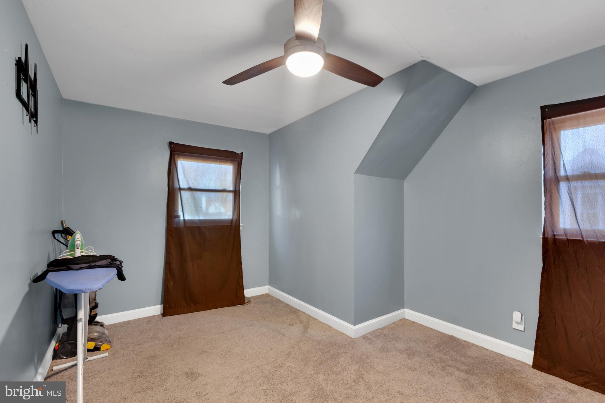 SUMMIT CREEK - Residential