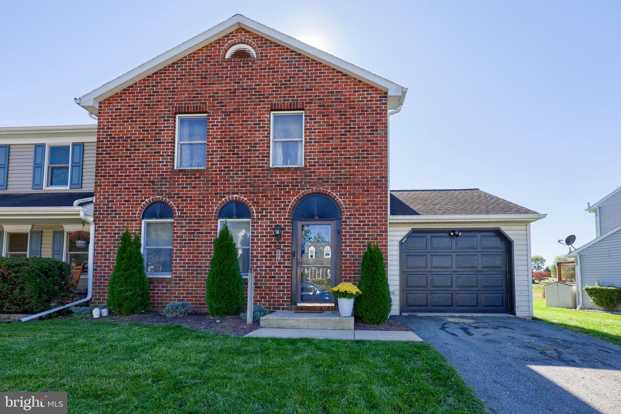 24 THORNAPPLE DRIVE
