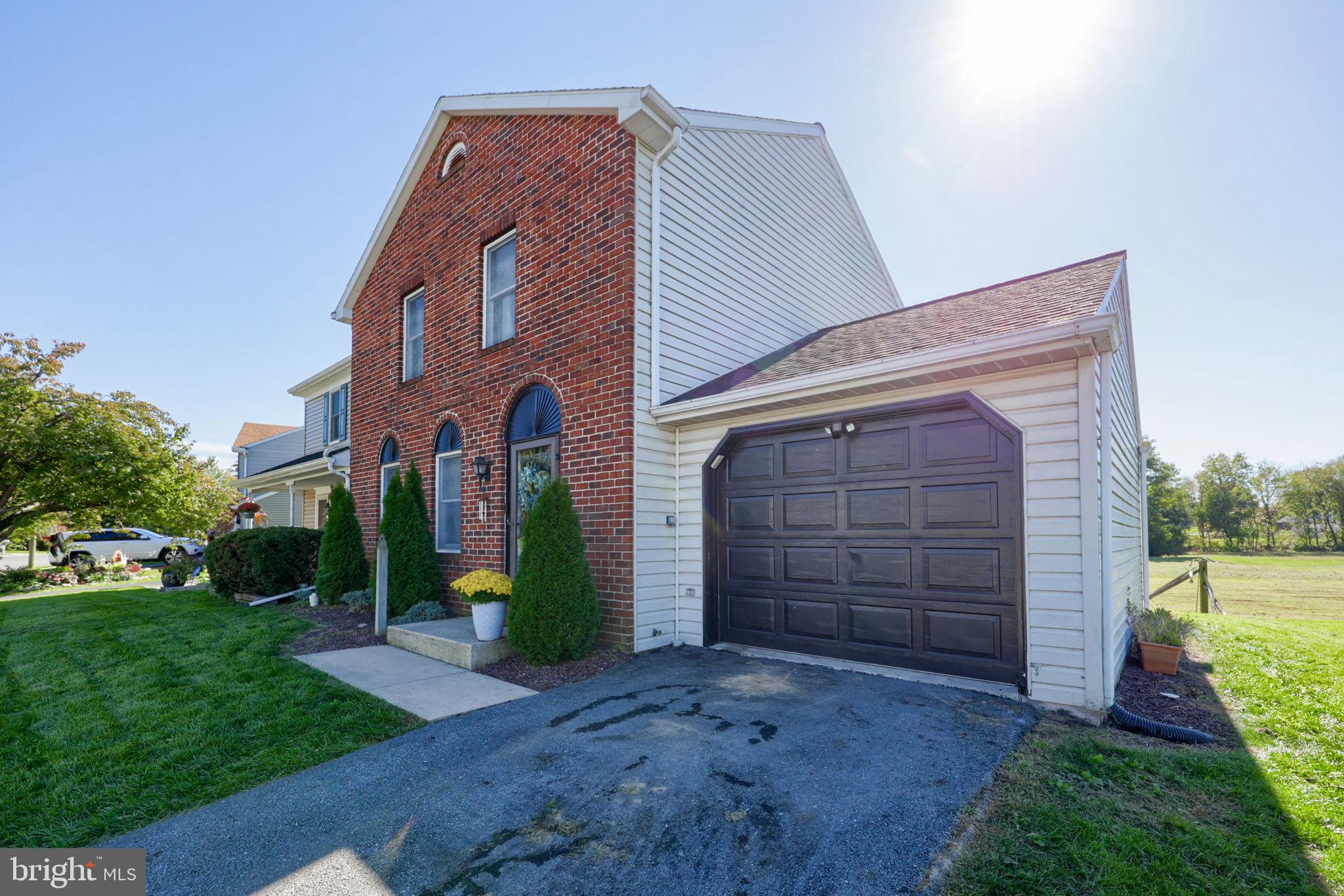 24 THORNAPPLE DRIVE