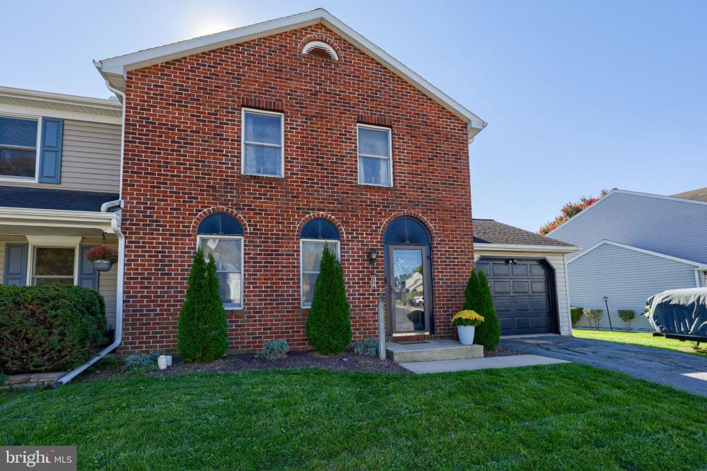 Photo of 24 Thornapple Drive, MARIETTA, PA 17547 (MLS # PALA2097014)