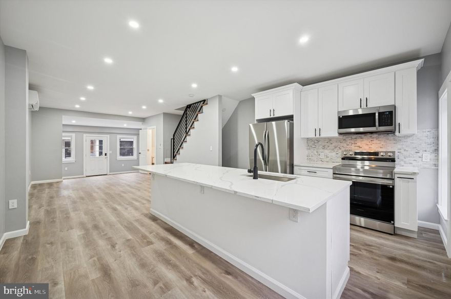 Welcome to 547 S Yewdall Street — a fully renovated and move in ready home with modern features we know you'll love!

Offering 1,515 square feet of thoughtfully designed space, this 3-bedroom, 1.5-bath home delivers an open layout, hardwood floors throughout, iron railings, an oversized island and a fully finished basement!

The main level features a bright, open layout  anchored by an oversized kitchen island and a convenient first floor half bathroom. And just beyond your kitchen is your private outdoor space.

Upstairs, you’ll find three bedrooms and a beautifully finished full bath, offering flexibility for growing households, guests, or home office needs.

The finished basement expands your living space even further—ideal for a theatre room, man cave,  home gym, playroom, or additional lounge area—while still maintaining functionality and storage. The basement also includes an access door leading you right to your outdoor space, which is a rare and convenient bonus.

If you're looking for an affordable and move in ready home, look no further! 

Schedule your private showing today!