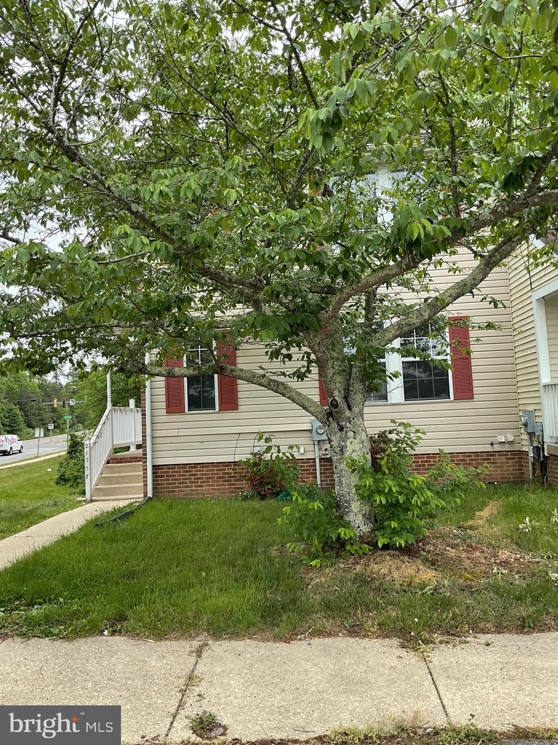 WESTBURY - Residential