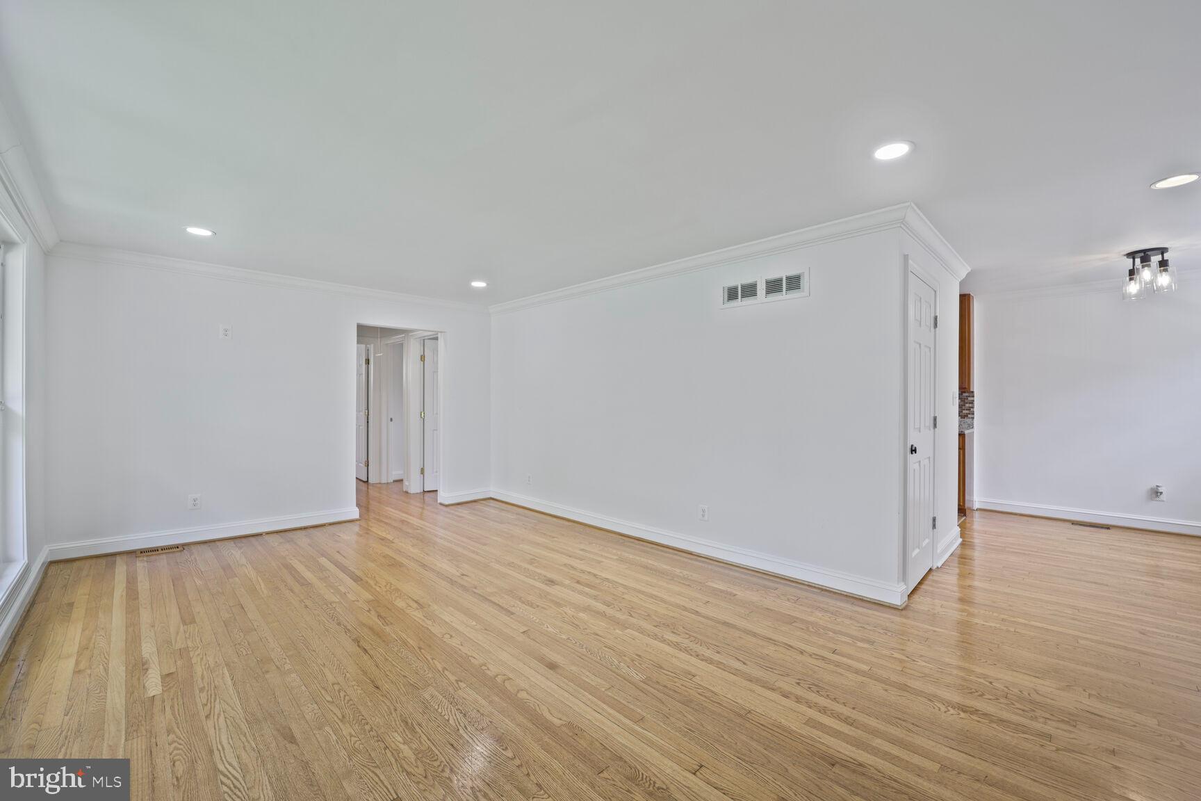 CARROLL KNOLLS - Residential