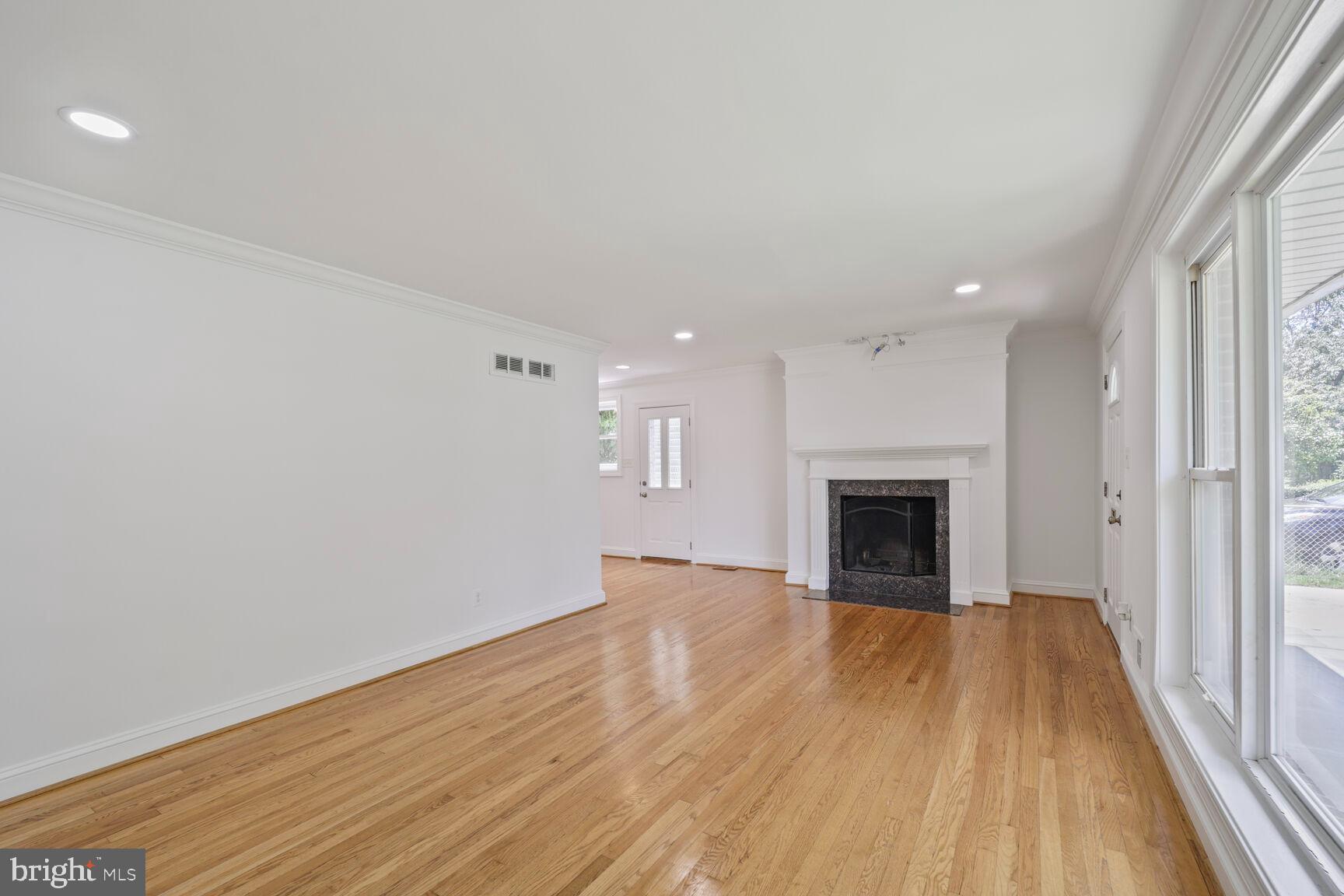 CARROLL KNOLLS - Residential