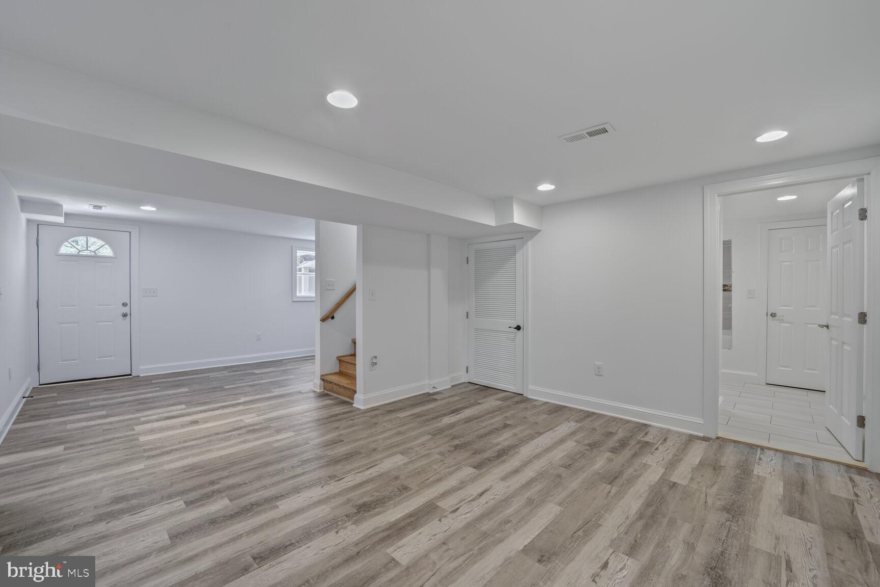 CARROLL KNOLLS - Residential