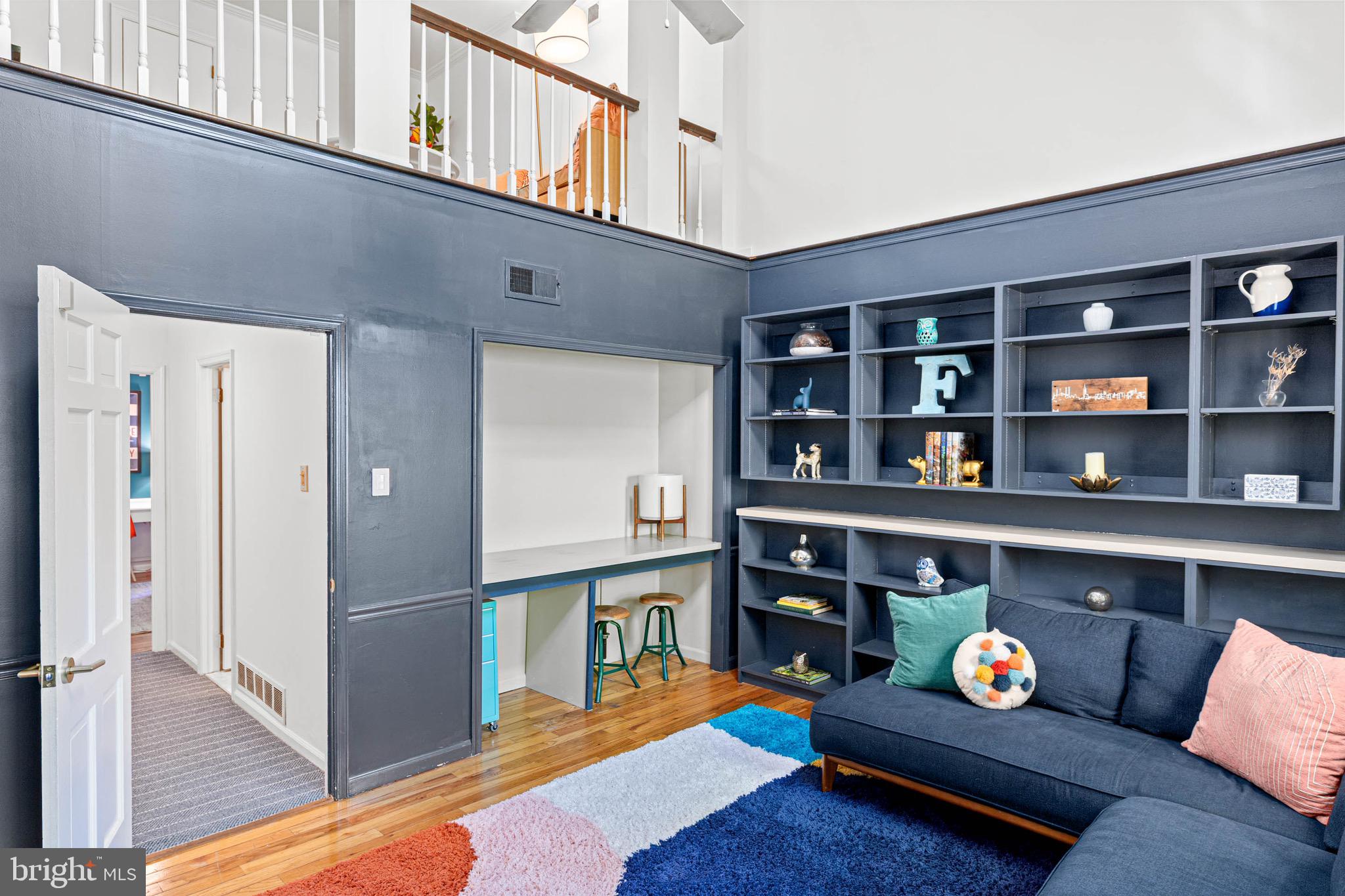SOCIETY HILL - Residential