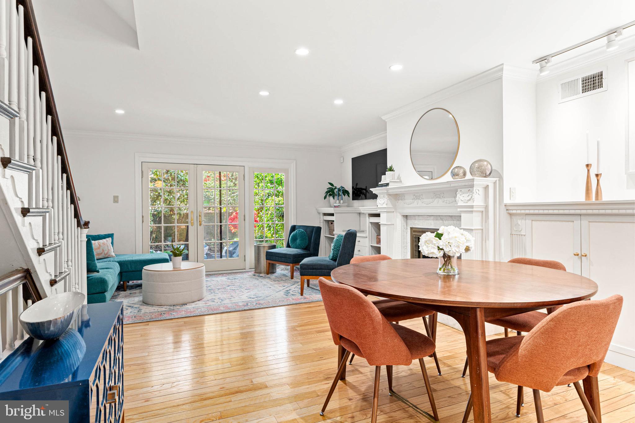 SOCIETY HILL - Residential