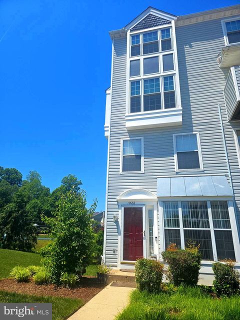 Photo of 11726 Tolson Place #11726, WOODBRIDGE, VA 22192 (MLS # VAPW2120560)