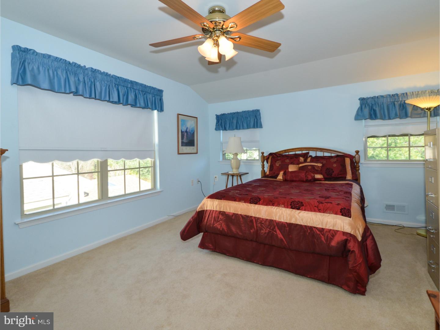 HERITAGE CR ESTS - Residential