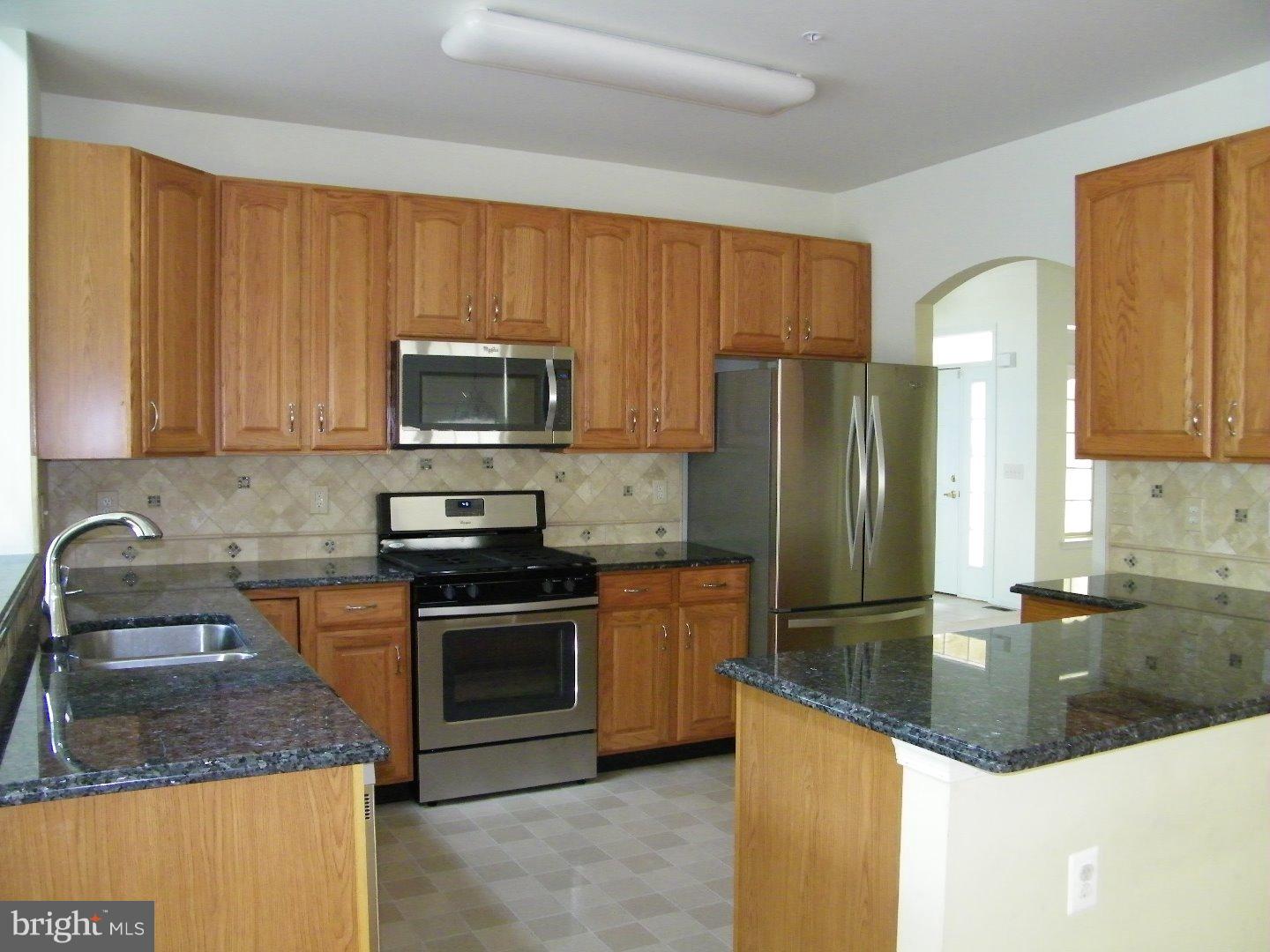 HERITAGE CR ESTS - Residential