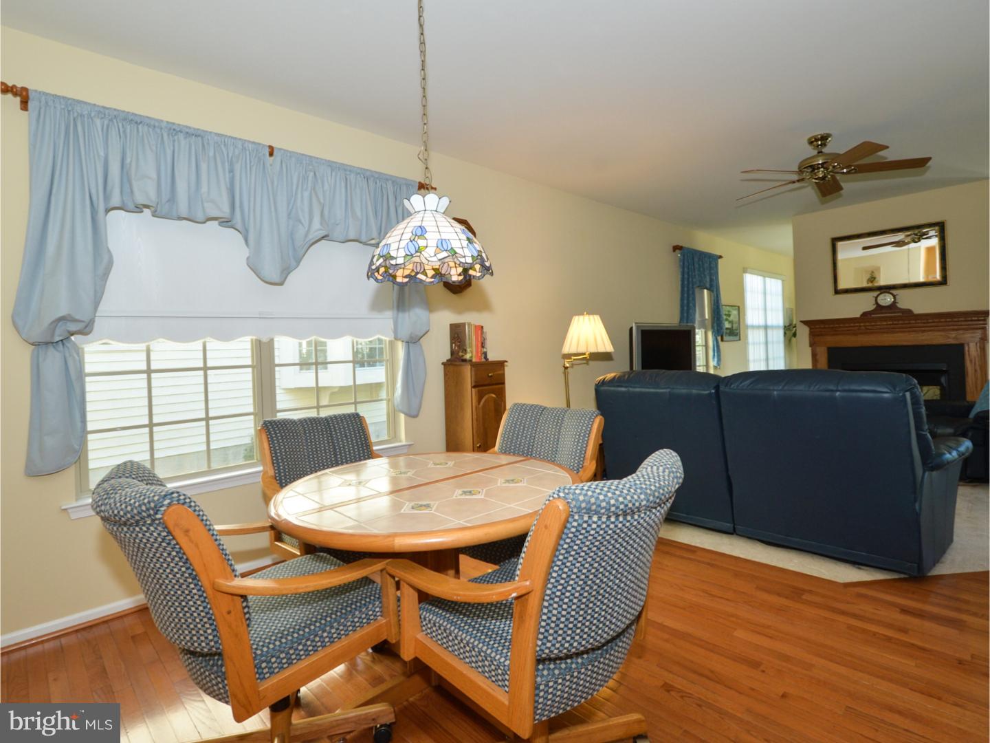 HERITAGE CR ESTS - Residential