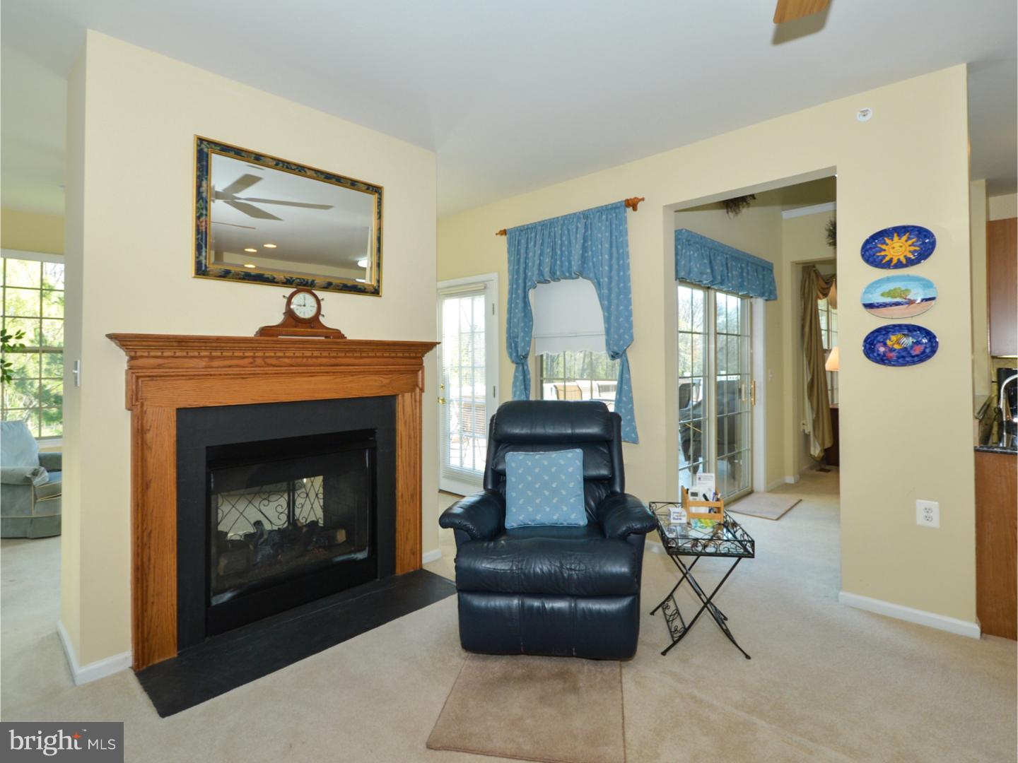 HERITAGE CR ESTS - Residential