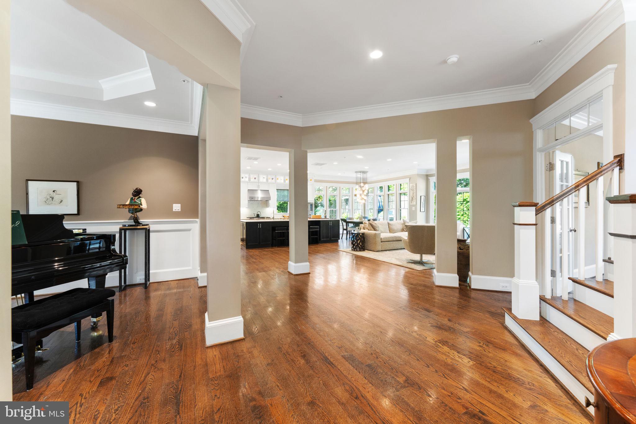 BRADMOOR - Residential Lease