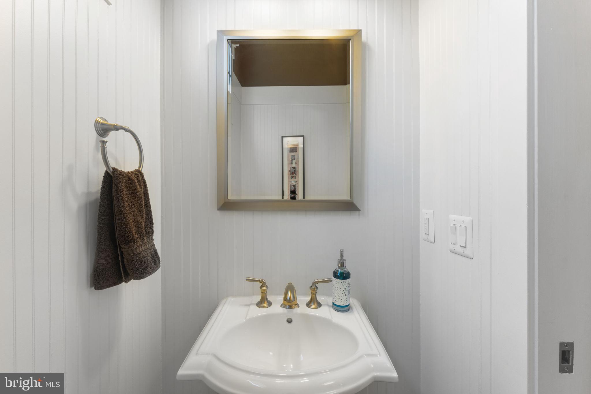 BRADMOOR - Residential Lease