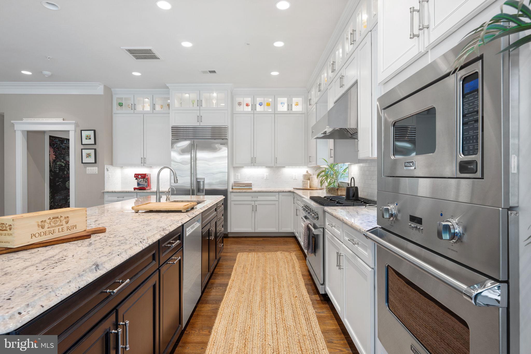 BRADMOOR - Residential Lease