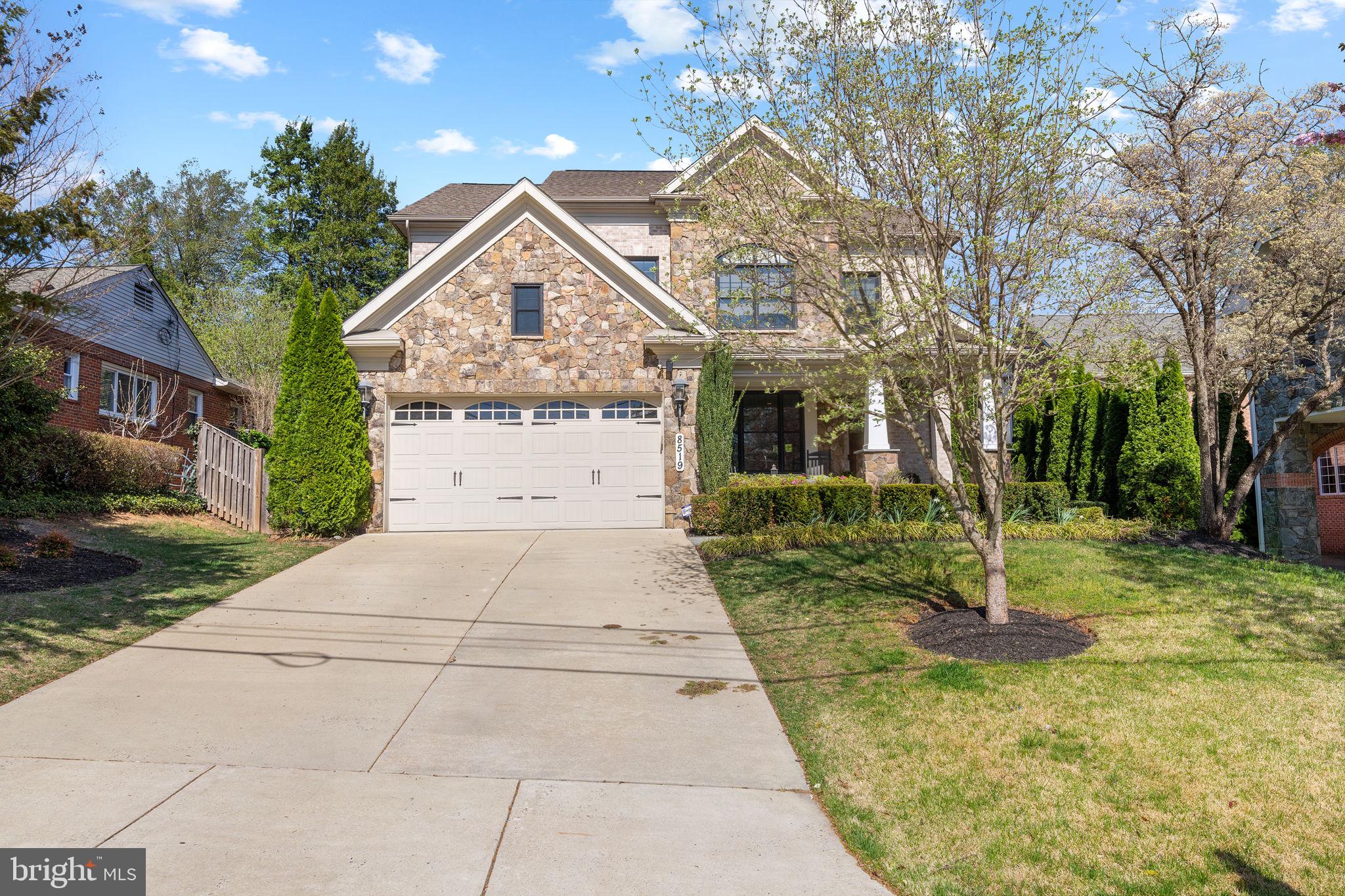 BRADMOOR - Residential Lease