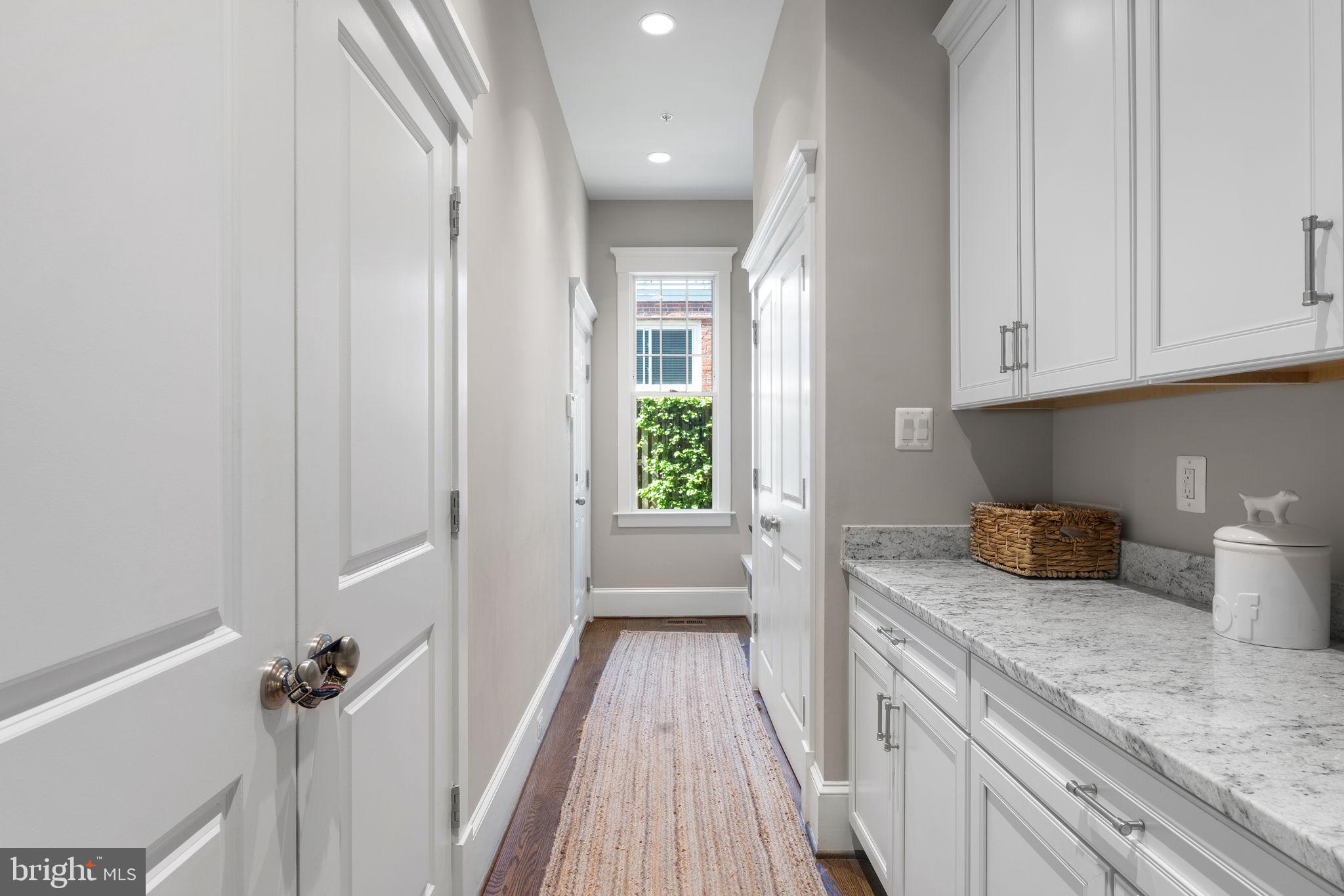 BRADMOOR - Residential Lease