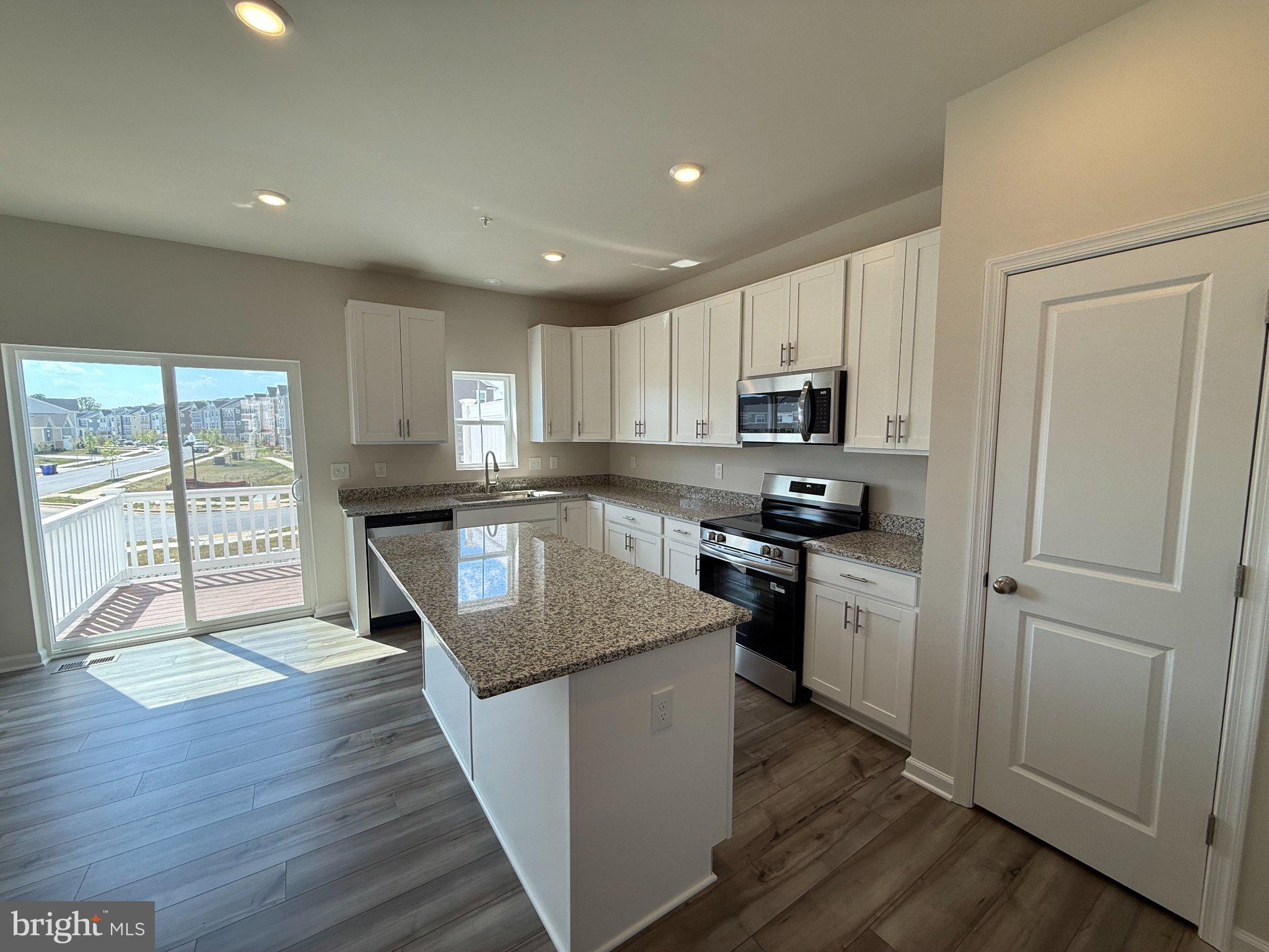 HIGHLAND ESTATES - Residential