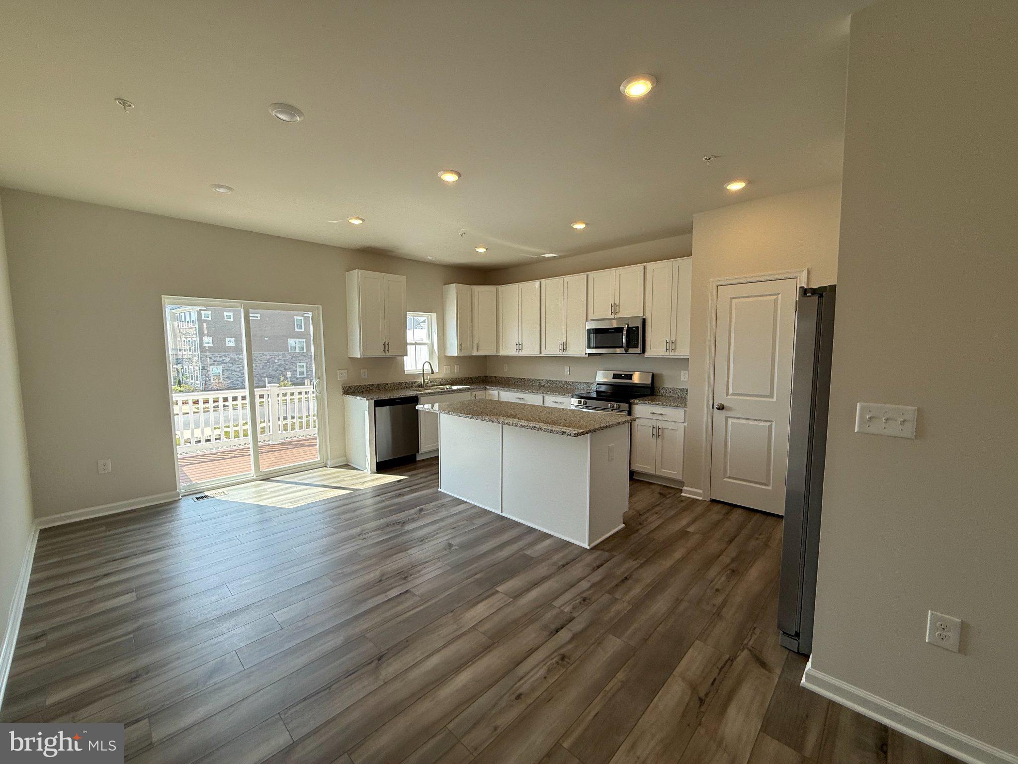 HIGHLAND ESTATES - Residential