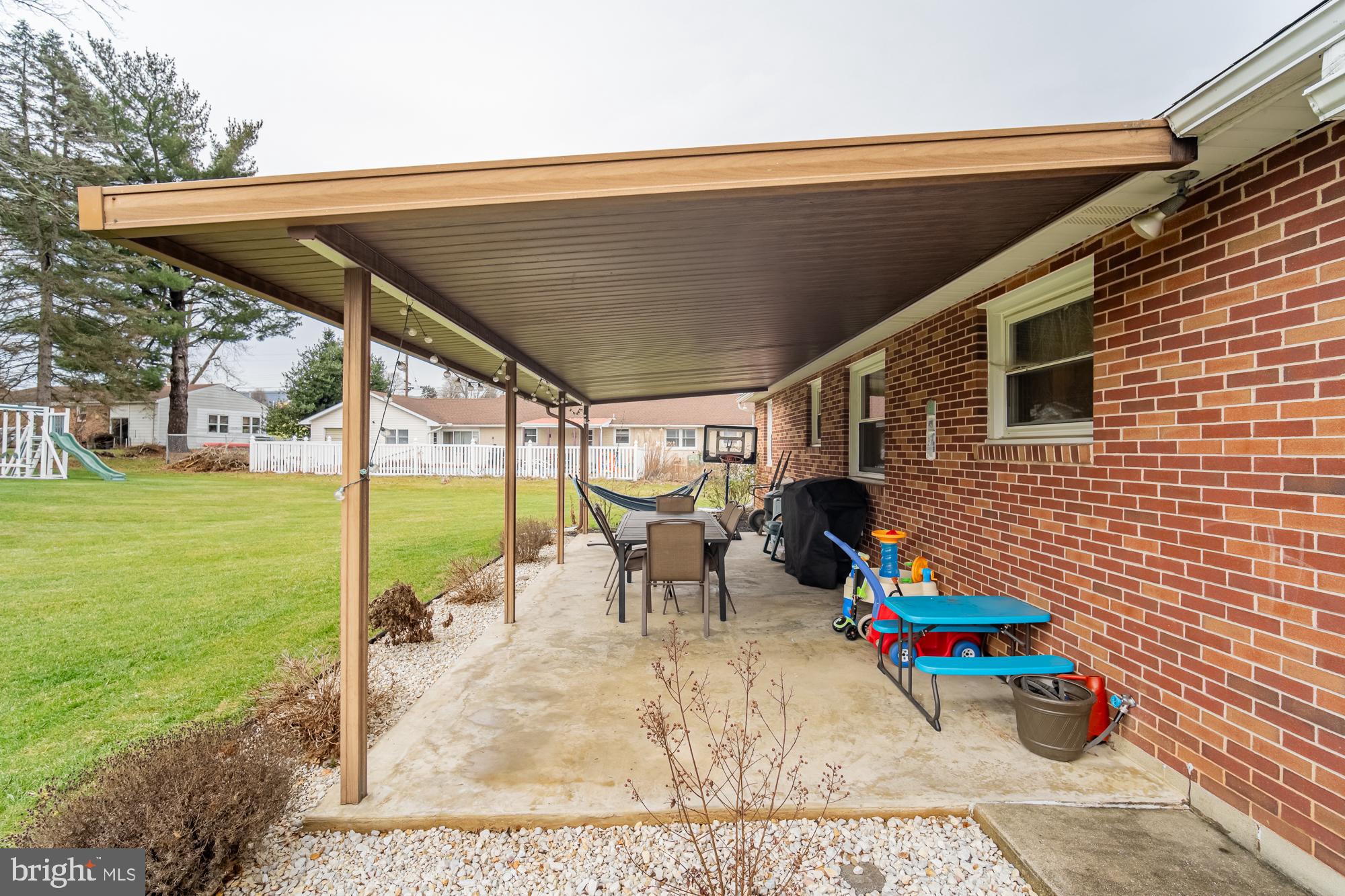 BRIGADOON - Residential