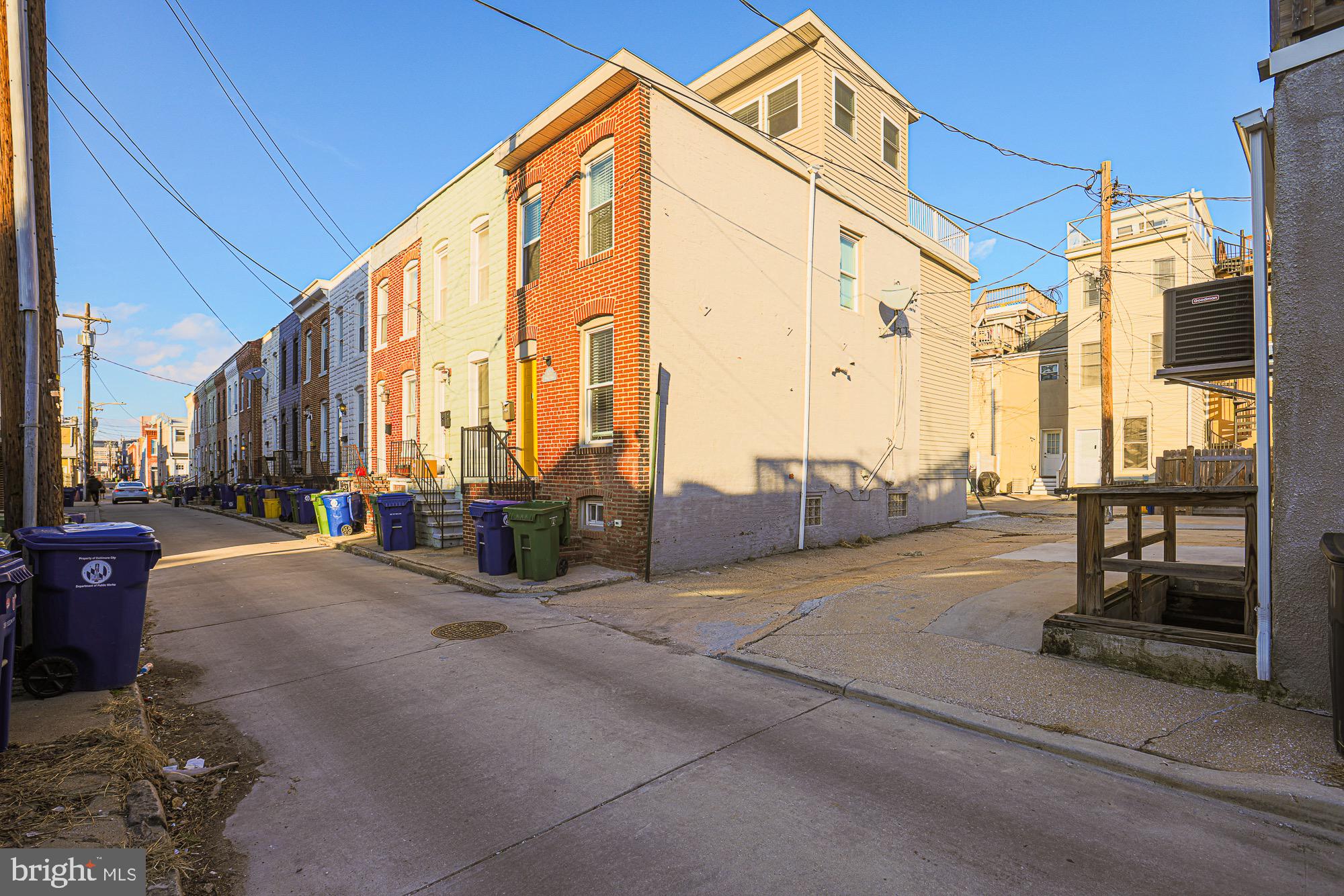 1737 OLIVE STREET