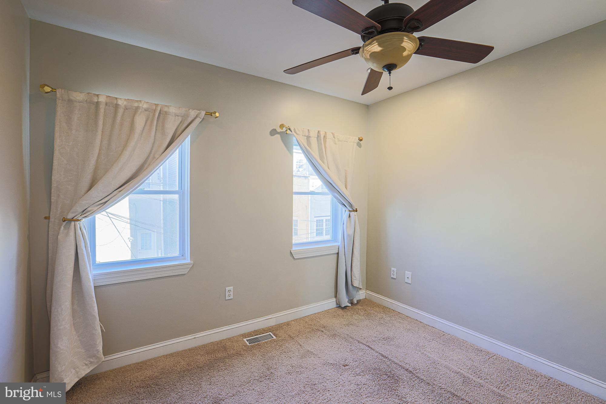 FEDERAL HILL HISTORIC DISTRICT - Residential Lease