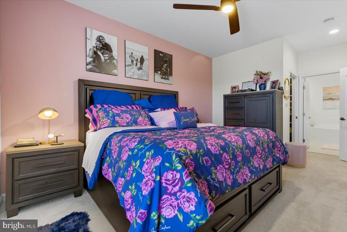 RESIDENCES OF LORTON STATION - Residential