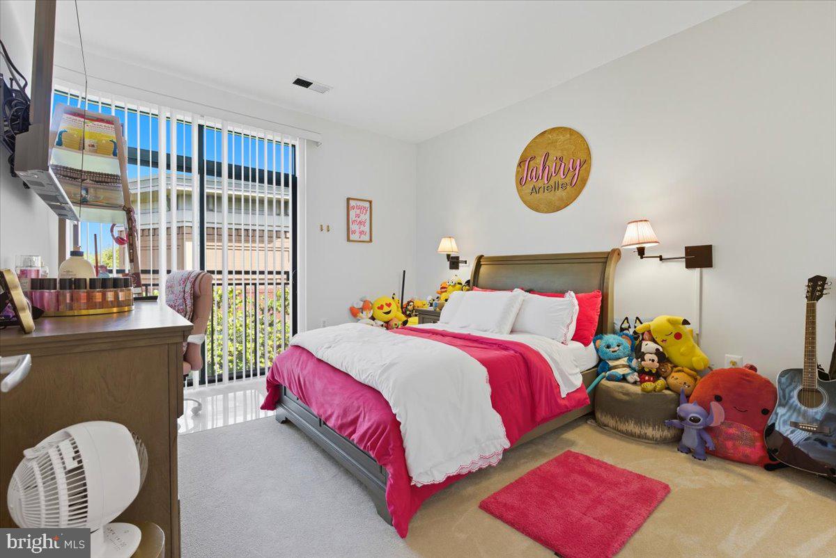 RESIDENCES OF LORTON STATION - Residential