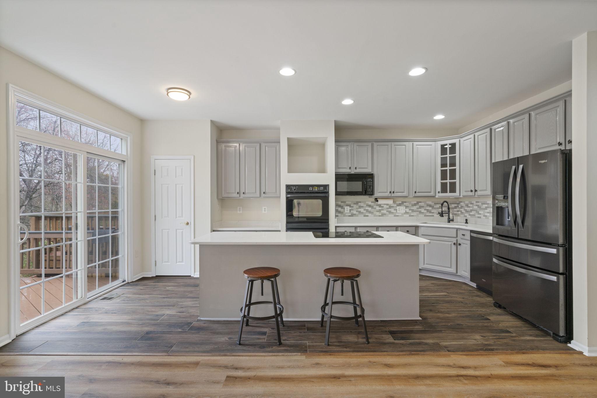 TOWNES OF MANCHESTER WOODS - Residential