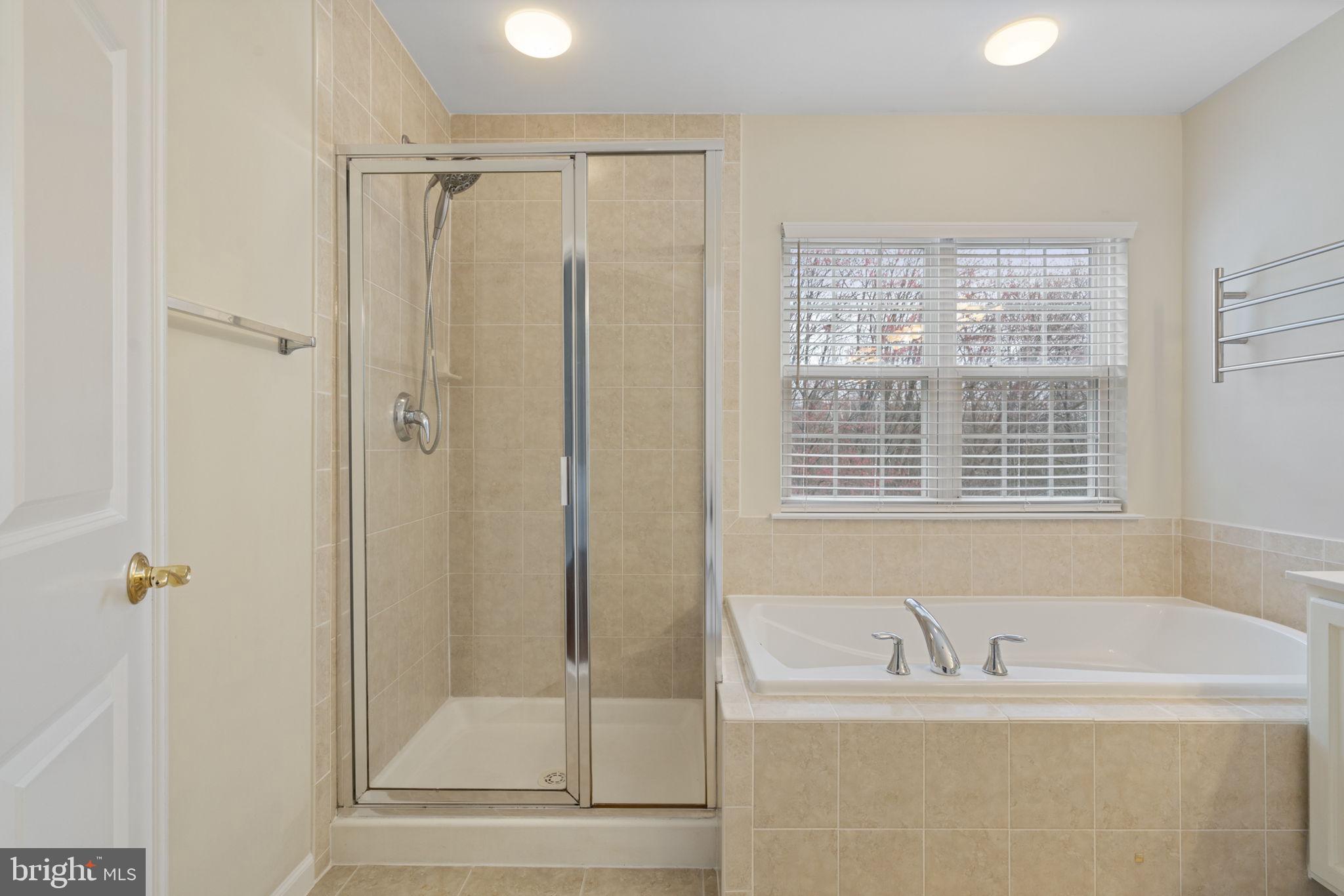 TOWNES OF MANCHESTER WOODS - Residential