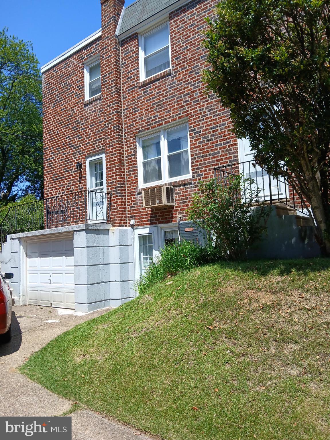 8424 LARGE STREET