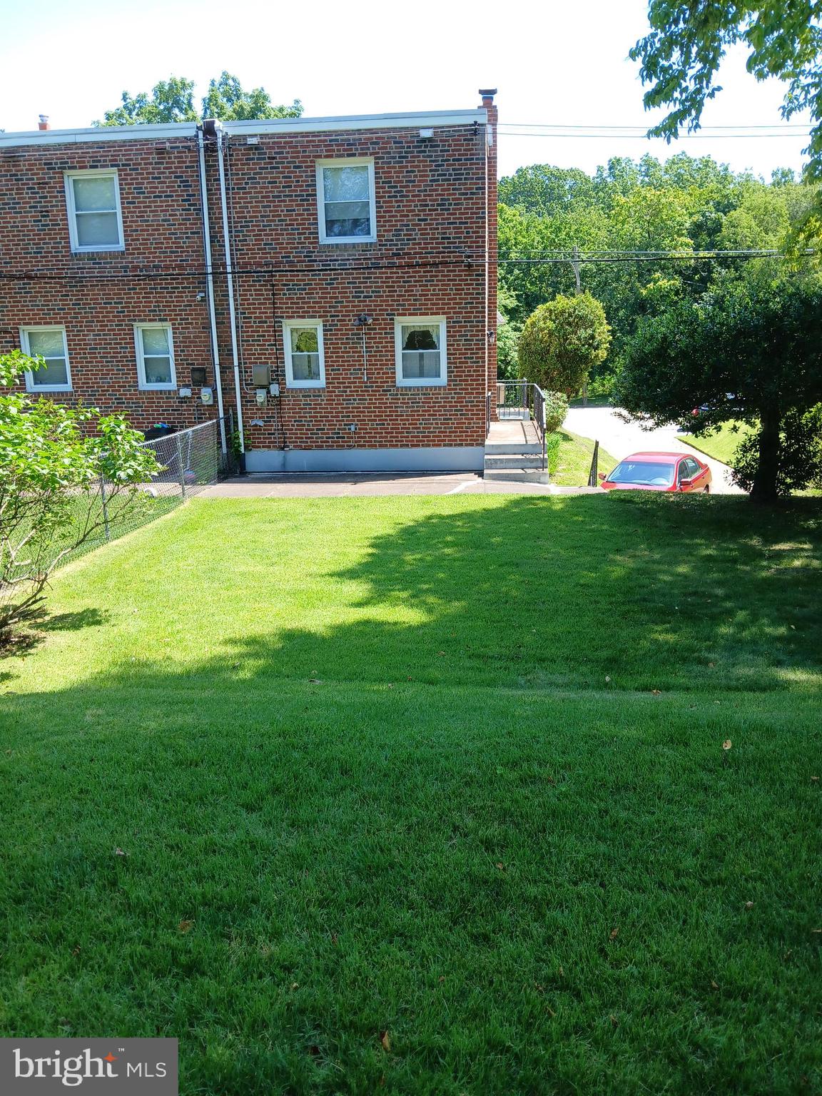 8424 LARGE STREET
