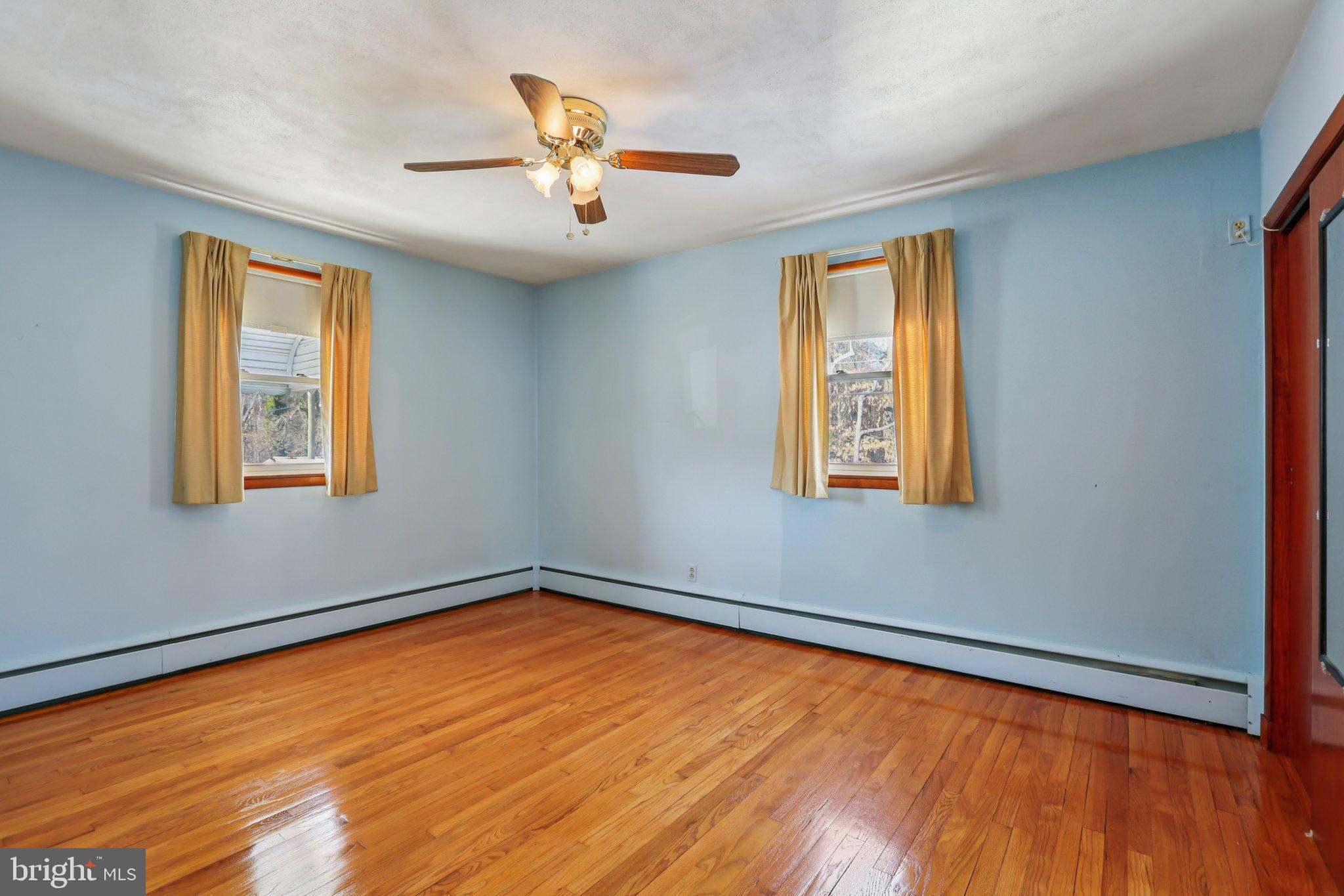 MICHAELTON MANOR - Residential