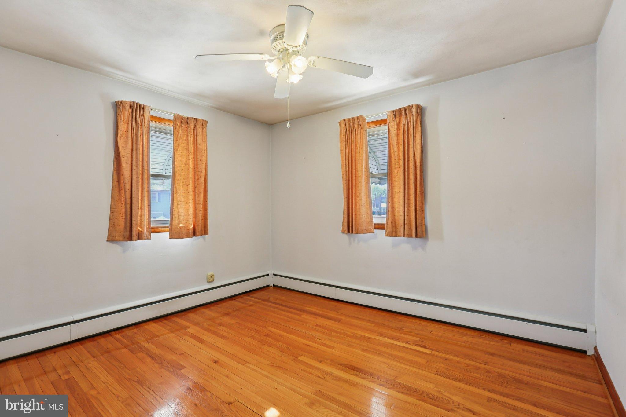 MICHAELTON MANOR - Residential