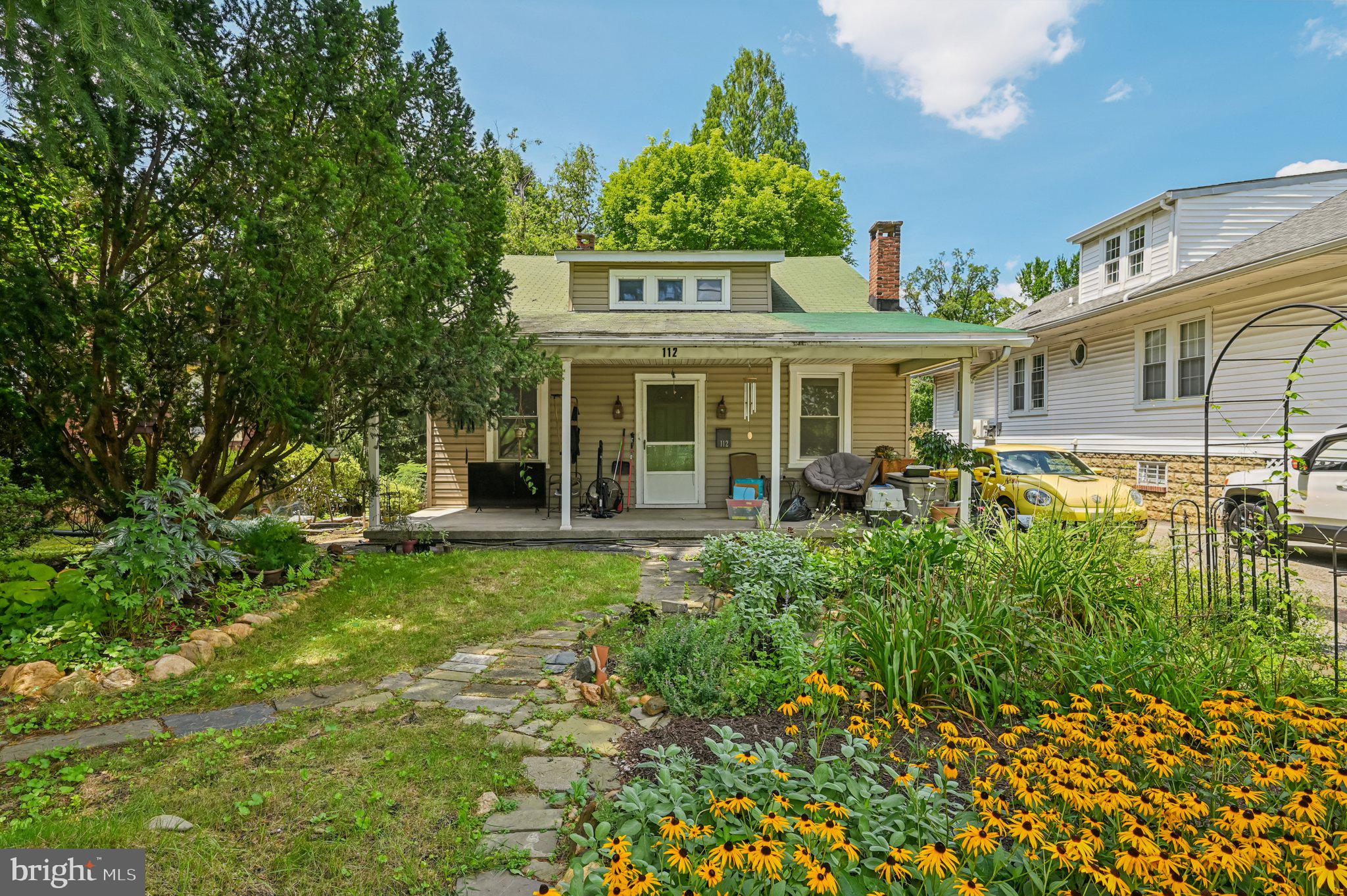 Charming Colonial in the Heart of Linthicum!
This delightful 4-bedroom, 2-bath Colonial is full of character and ideally located just minutes from BWI, Baltimore, and major commuter routes. The seller’s love of the outdoors is evident throughout the beautifully maintained exterior and inviting outdoor spaces. Freshly painted and move-in ready, this home offers the perfect blend of comfort and convenience. Enjoy a short stroll or quick drive to Main Street or the Light Rail—everything you need is right at your fingertips!