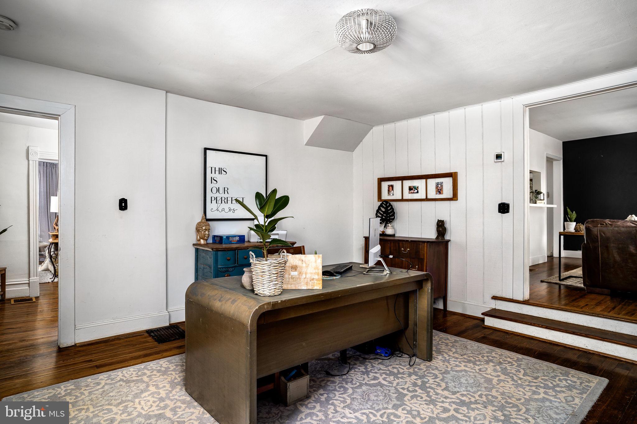 SUMMIT POINT - Residential