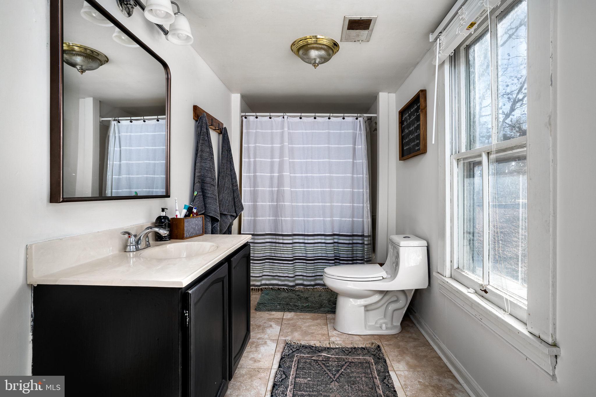 SUMMIT POINT - Residential