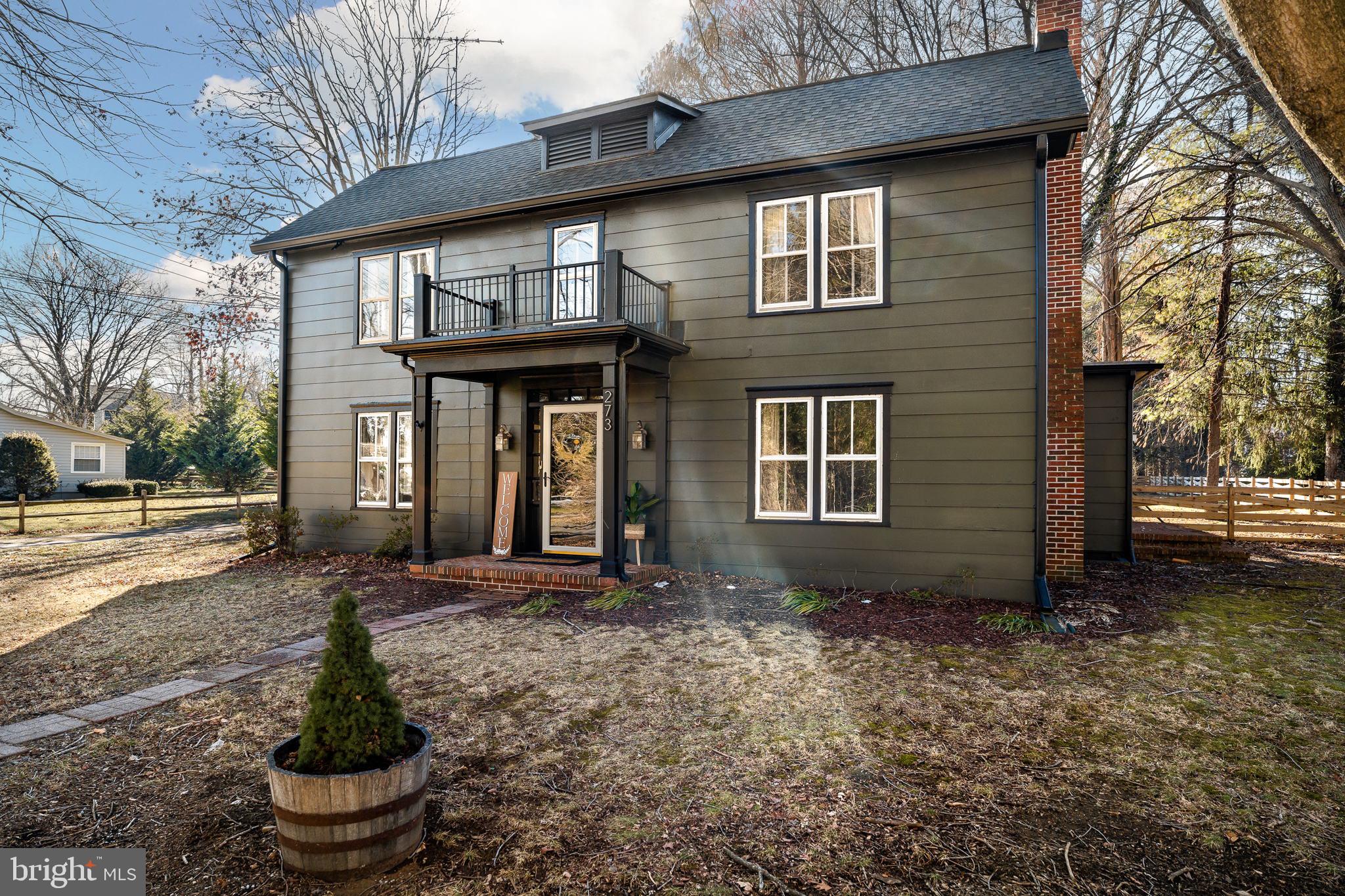 SUMMIT POINT - Residential