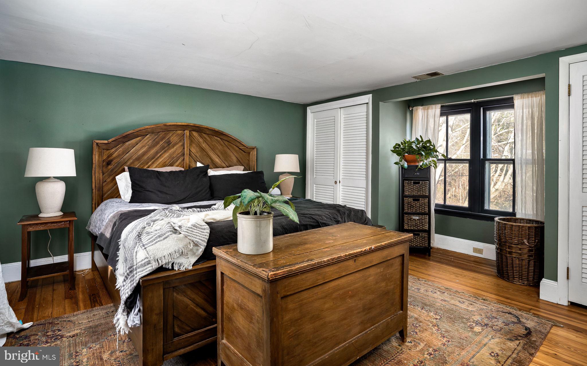 SUMMIT POINT - Residential