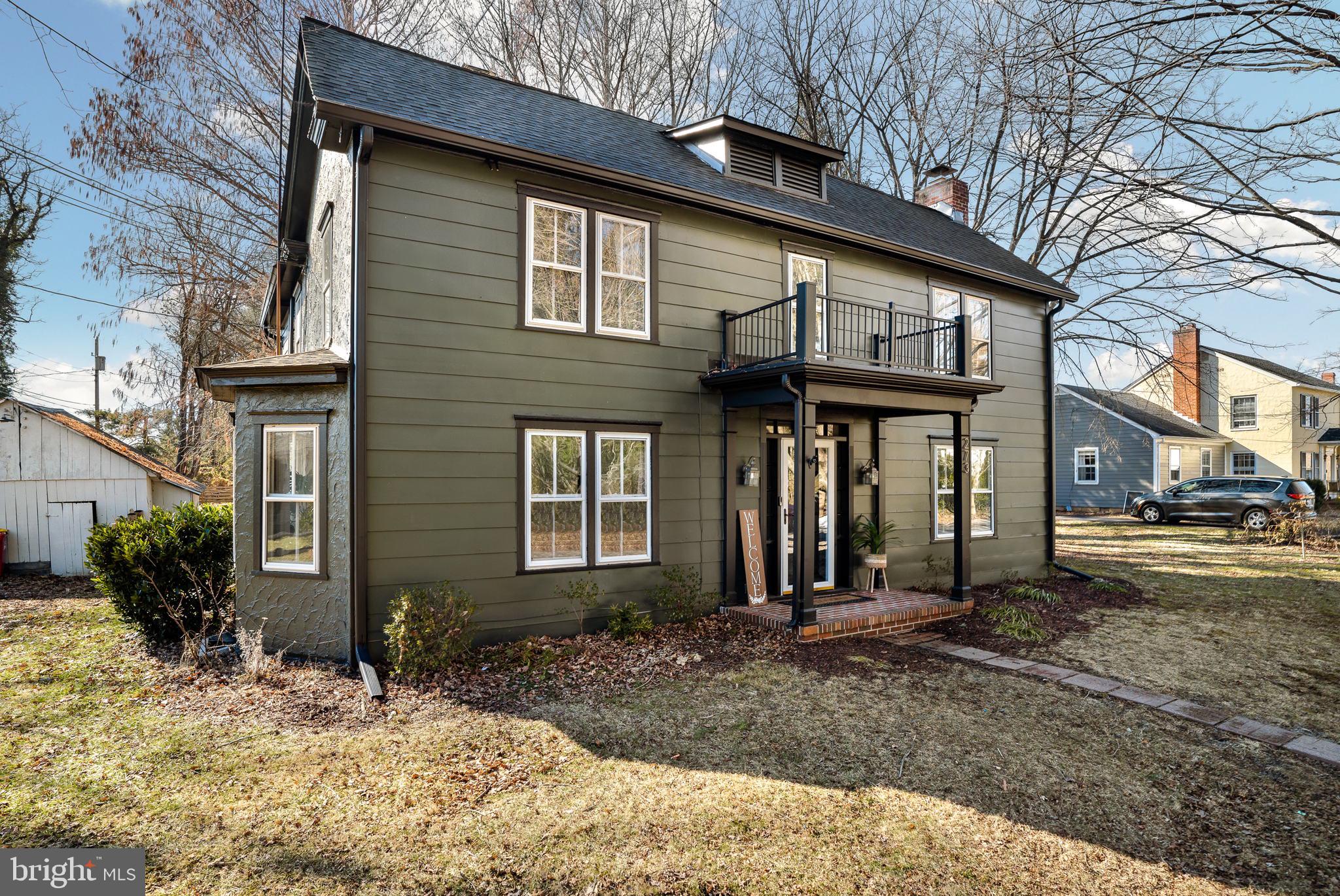 SUMMIT POINT - Residential