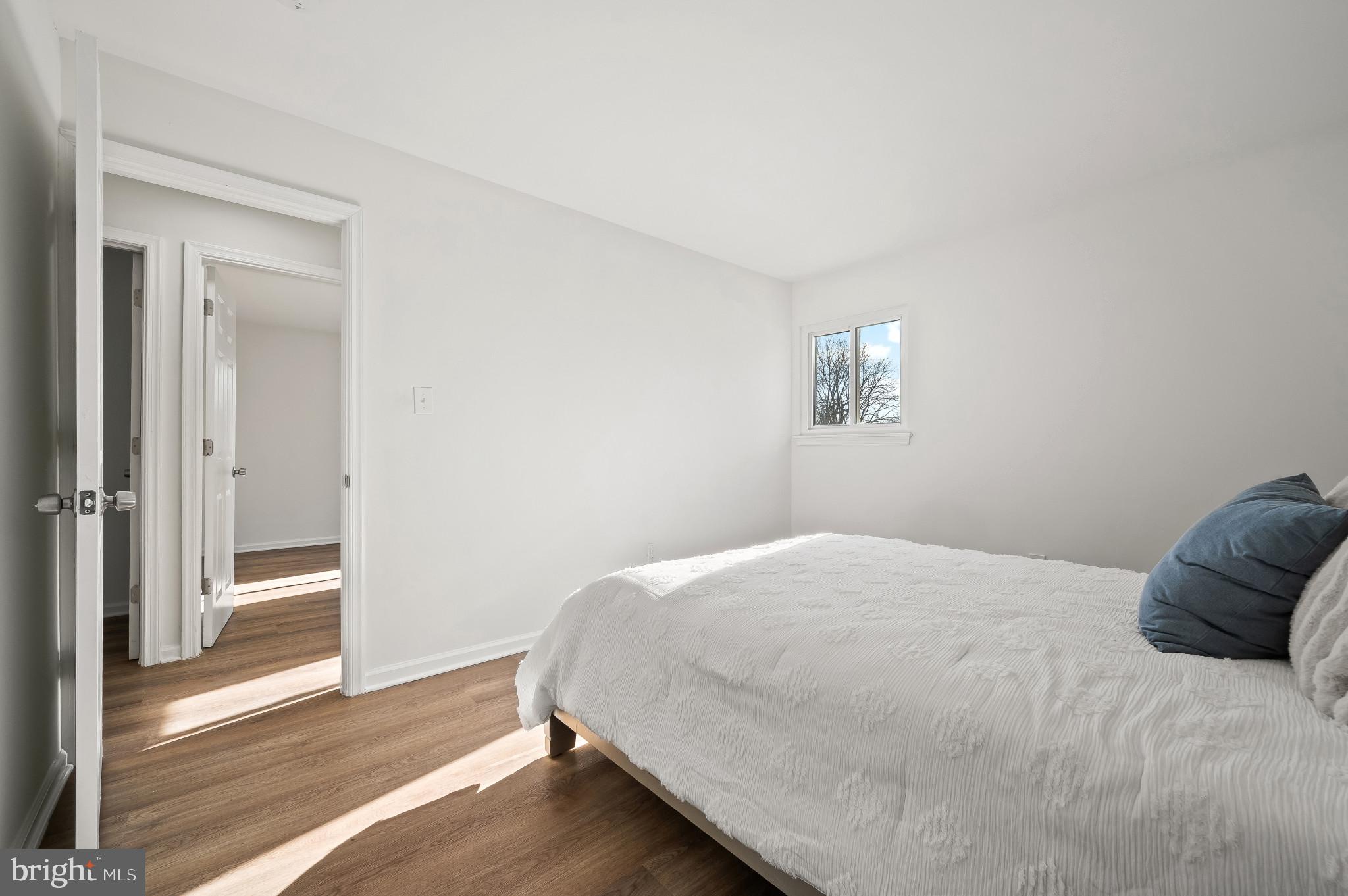 SUBURBIA - Residential