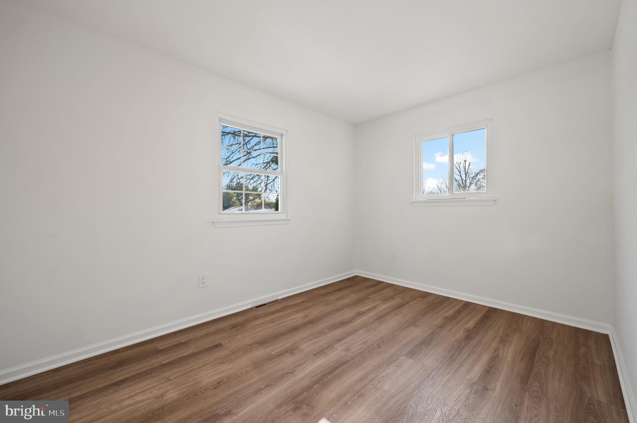 SUBURBIA - Residential