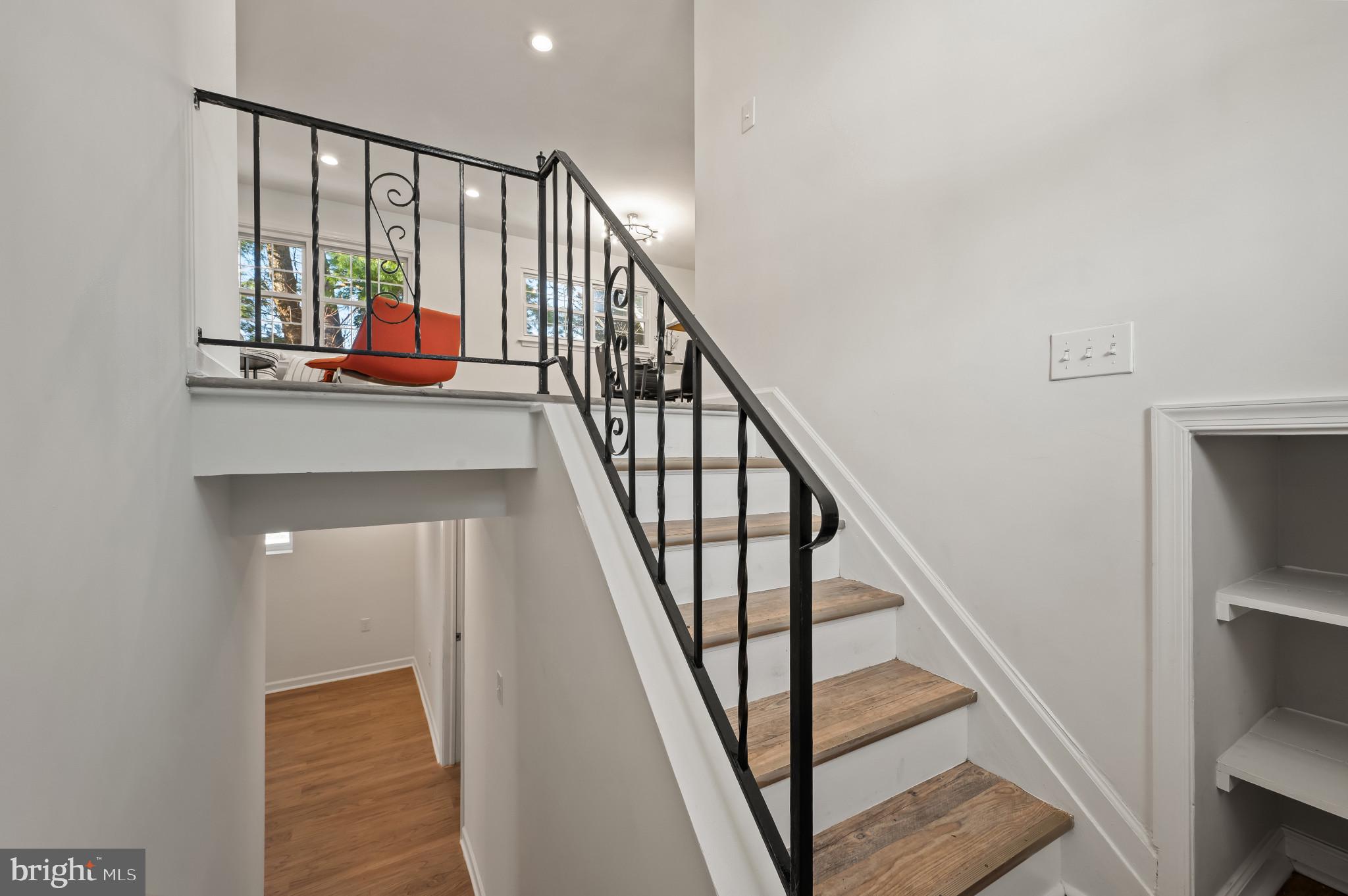 SUBURBIA - Residential