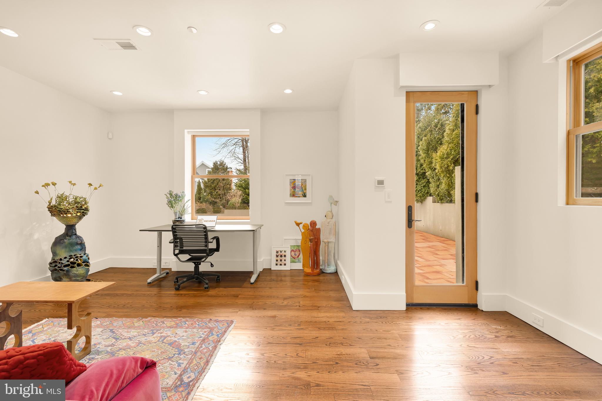 BETHESDA OUTSIDE - Residential