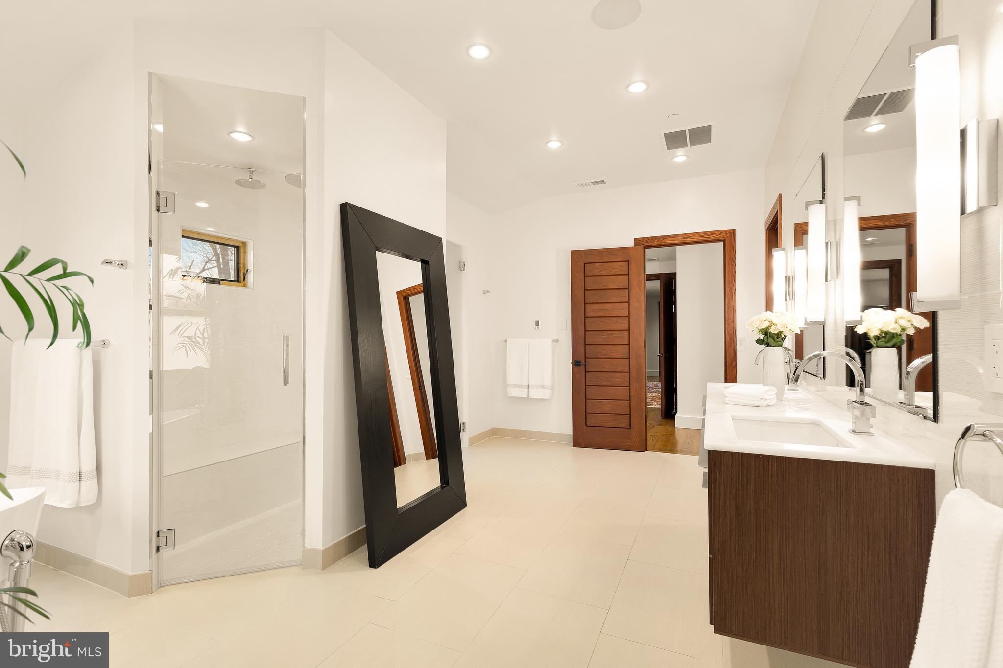 BETHESDA OUTSIDE - Residential