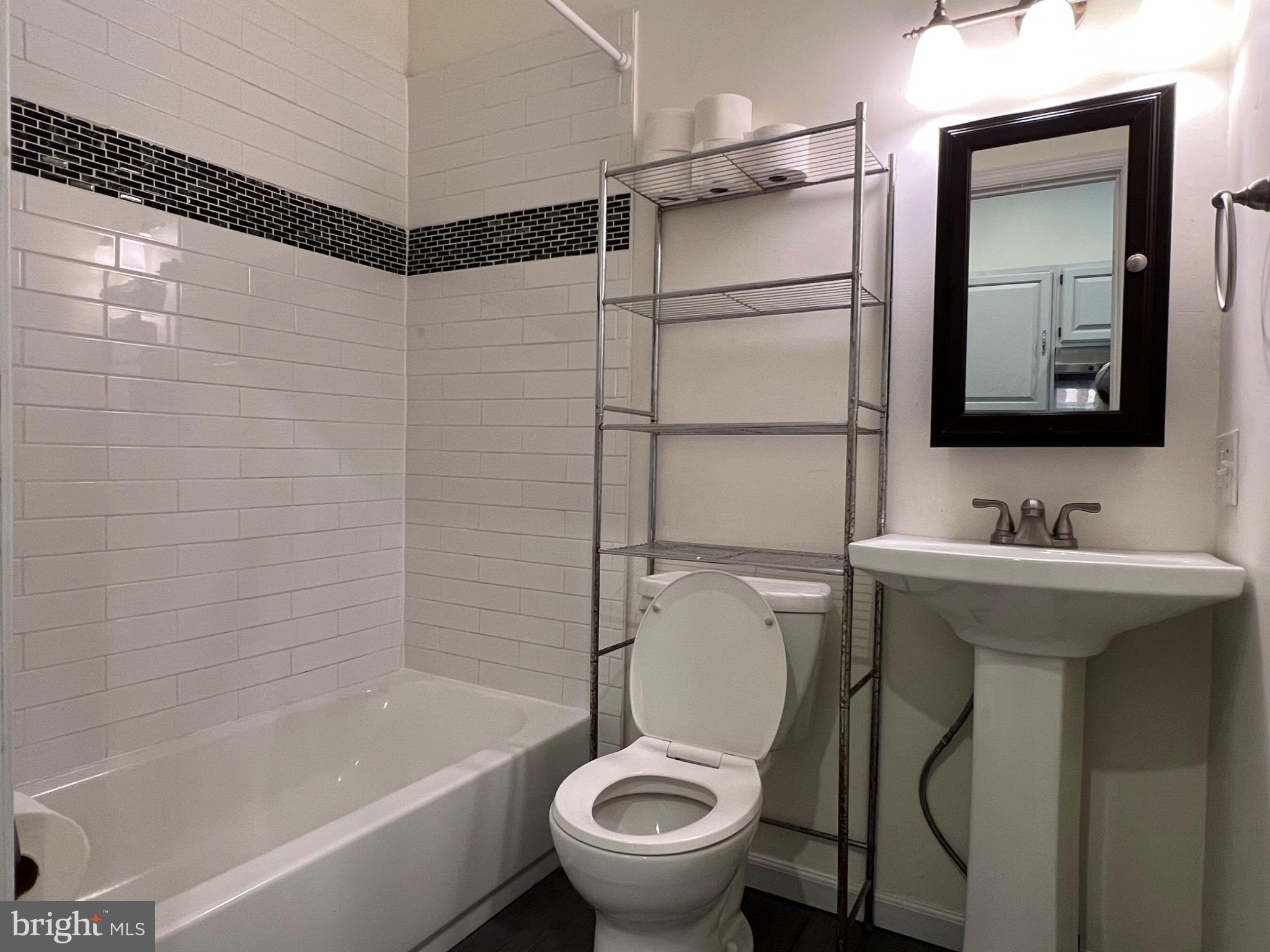 GRAYS FERRY - Residential Lease